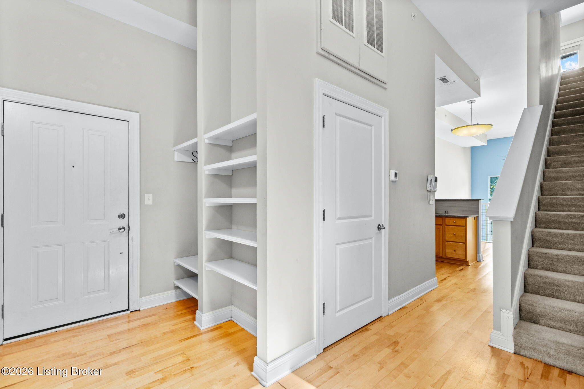 2411 Brownsboro Rd Apt 101 Property Photo 6