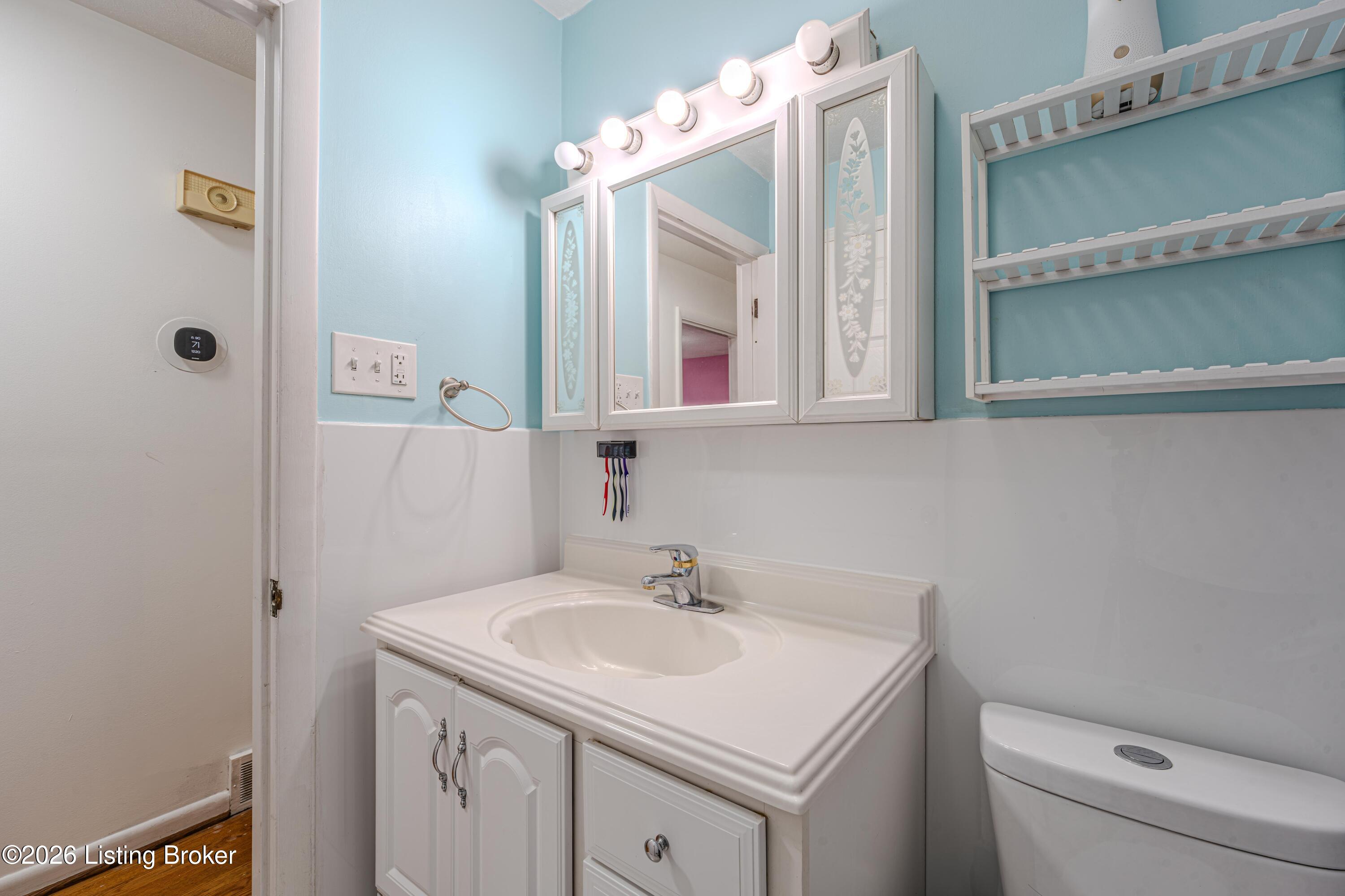 6102 W Pages Ln Property Photo 20