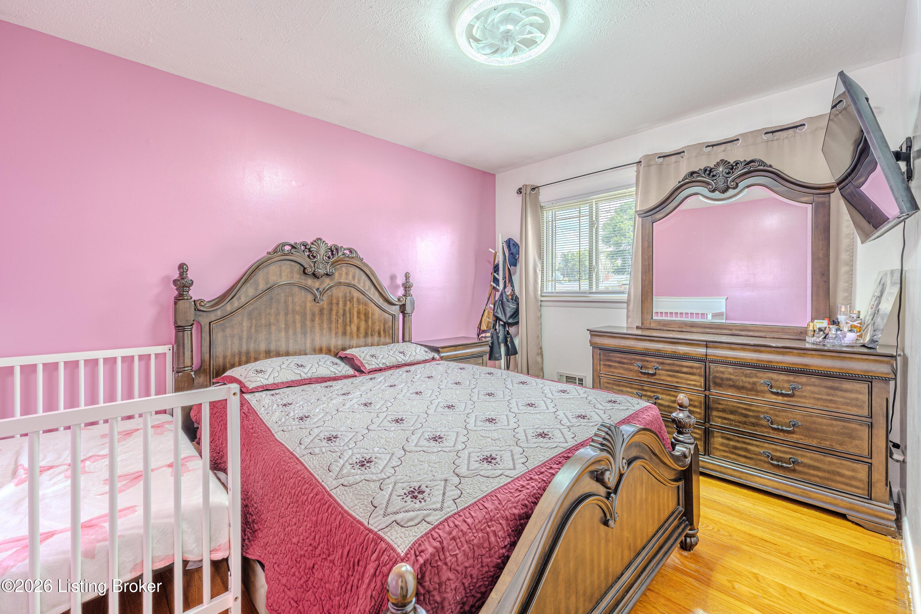 6102 W Pages Ln Property Photo 26