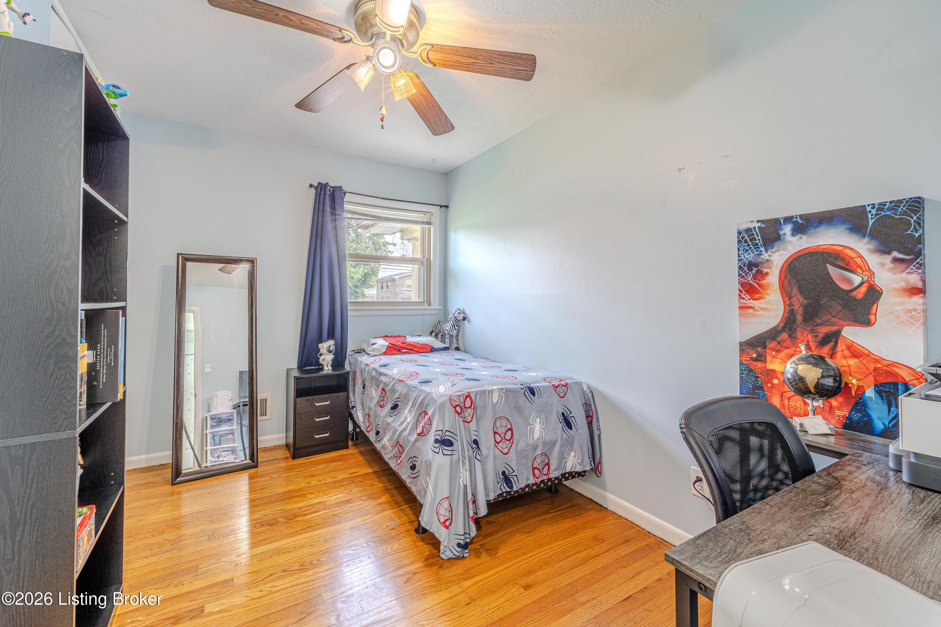 6102 W Pages Ln Property Photo 28