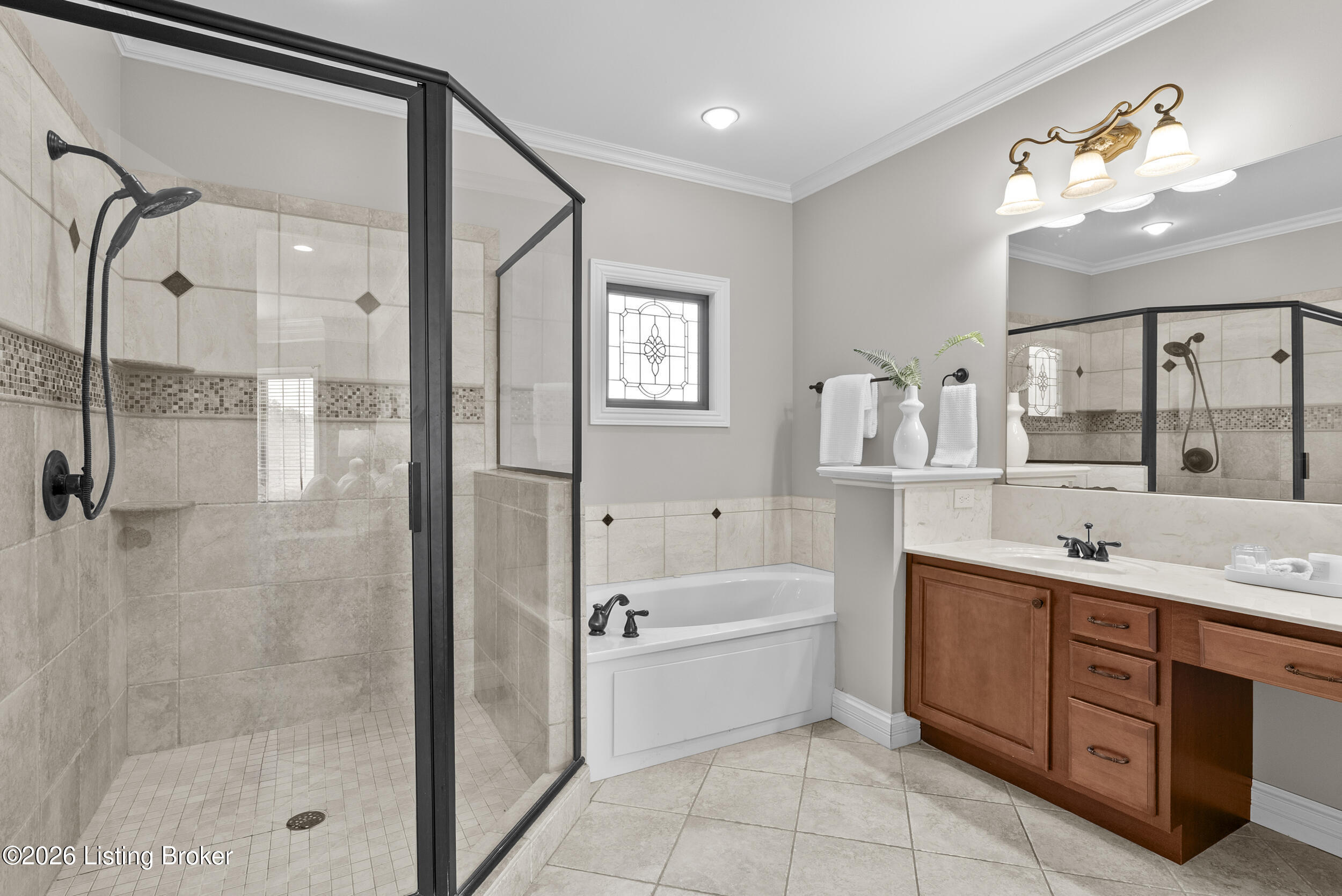 10240 Saddle Pointe Dr Property Photo 47