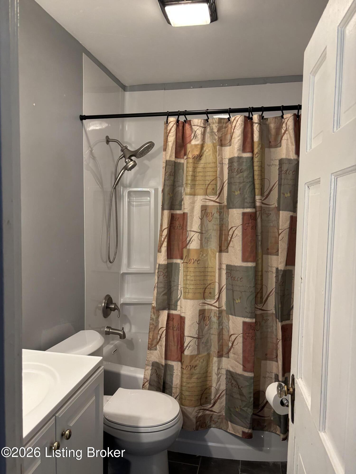 112 E Amherst Ave Property Photo 8