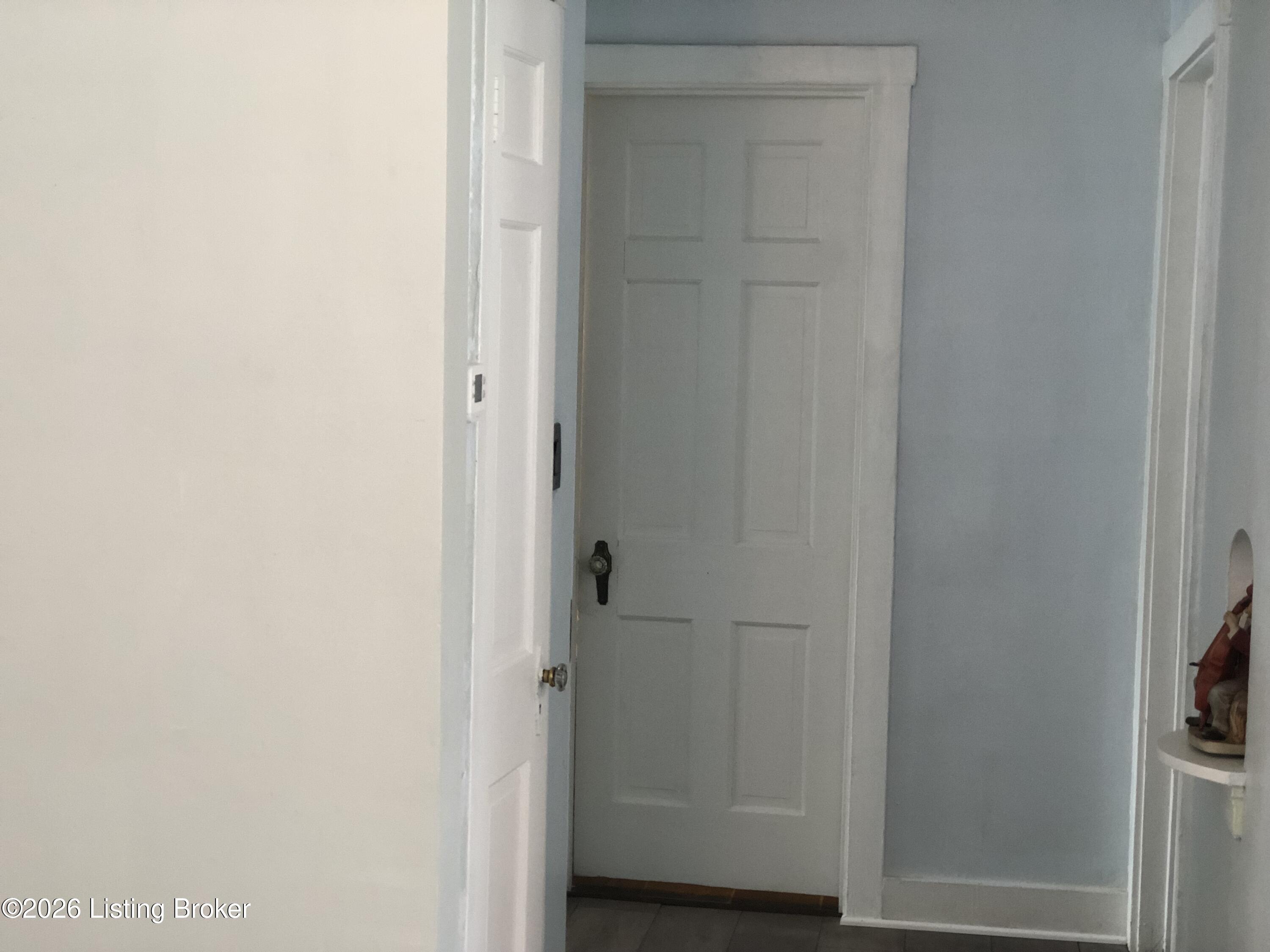 112 E Amherst Ave Property Photo 13