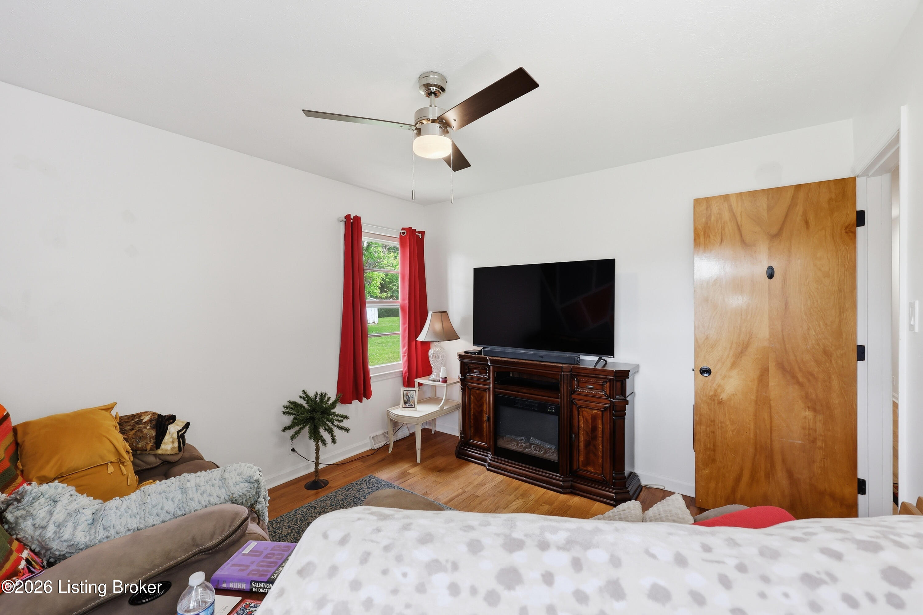 220 Forrest Dr Property Photo 26