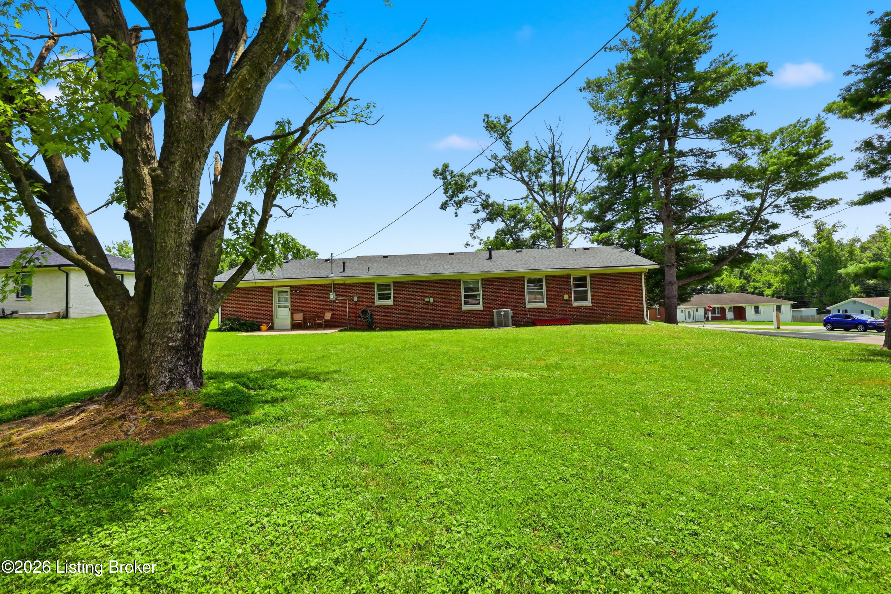 220 Forrest Dr Property Photo 46