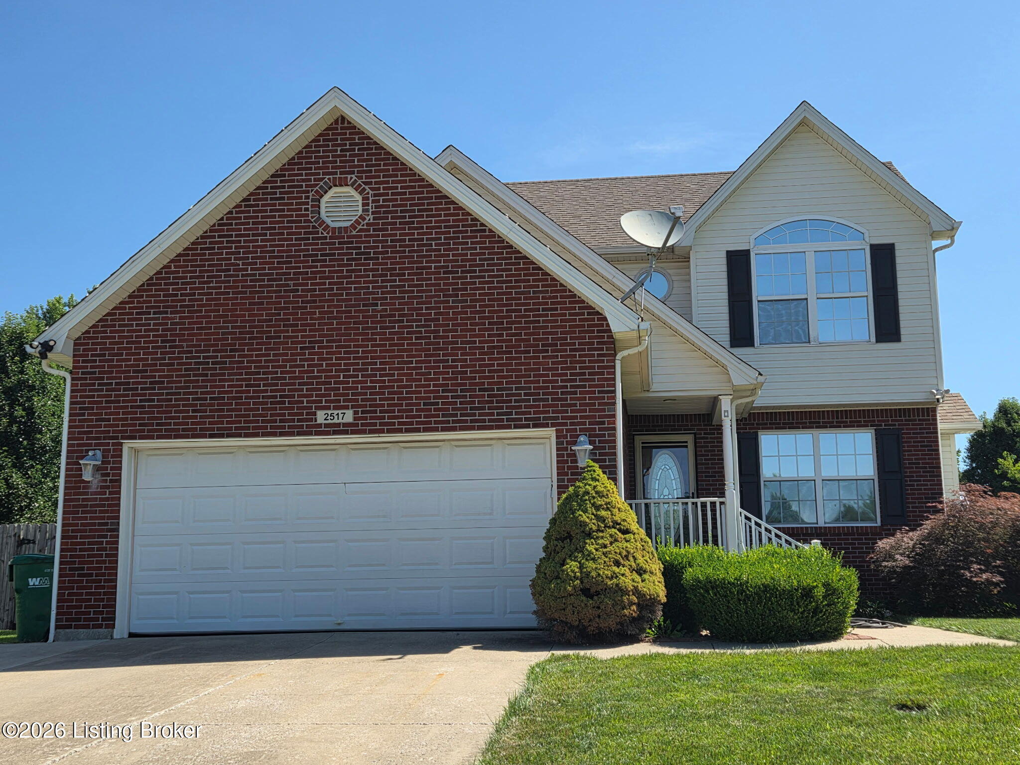 2517 Kensington Way Property Photo 2