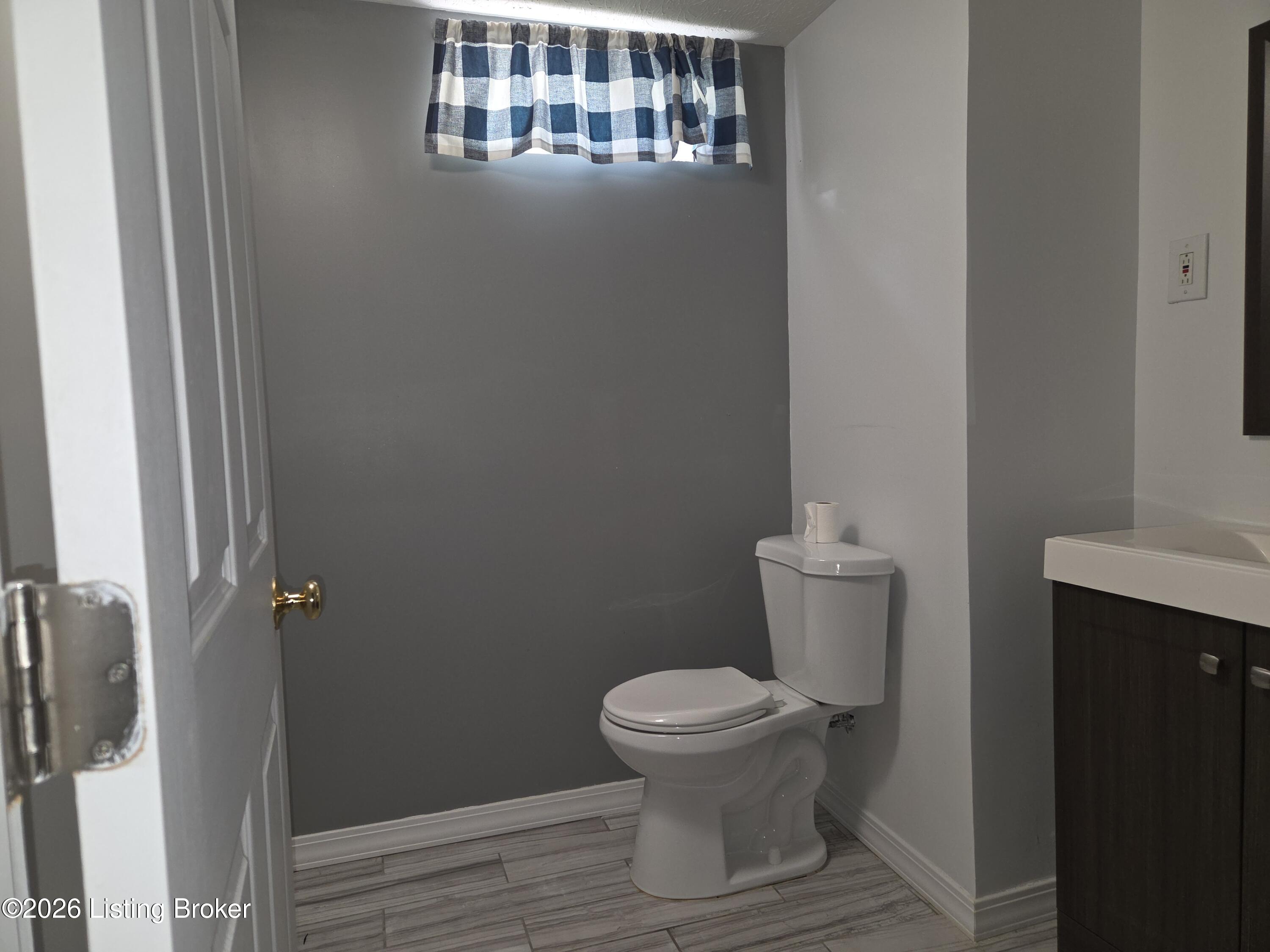 2517 Kensington Way Property Photo 48