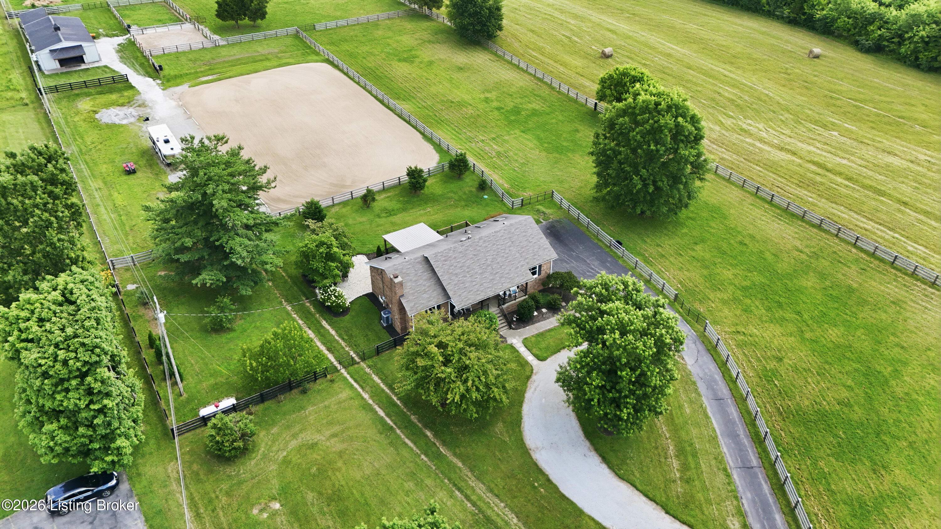 508 Locust Grove Rd Property Photo 2