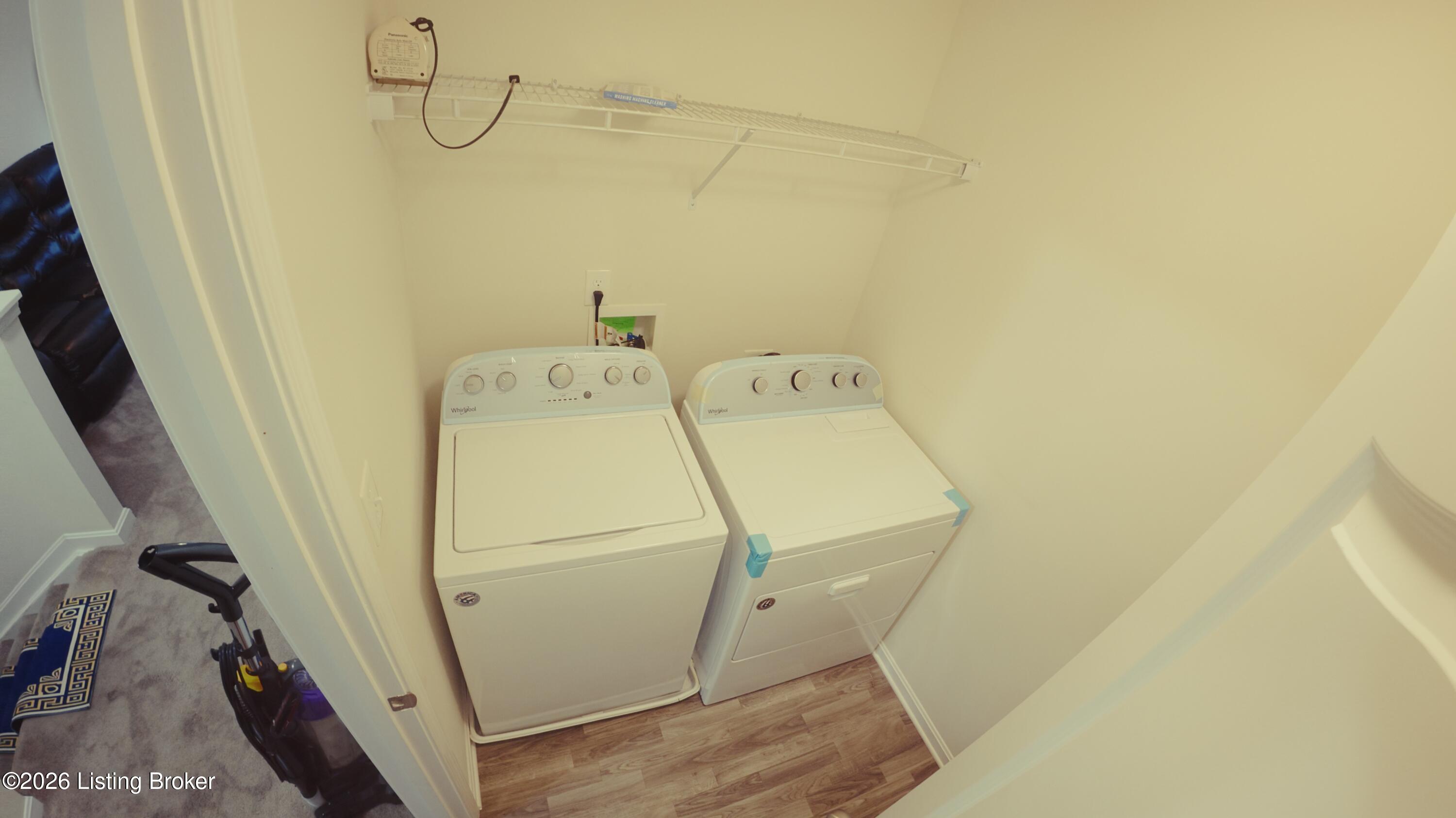 11720 Beacon Ct Property Photo 5