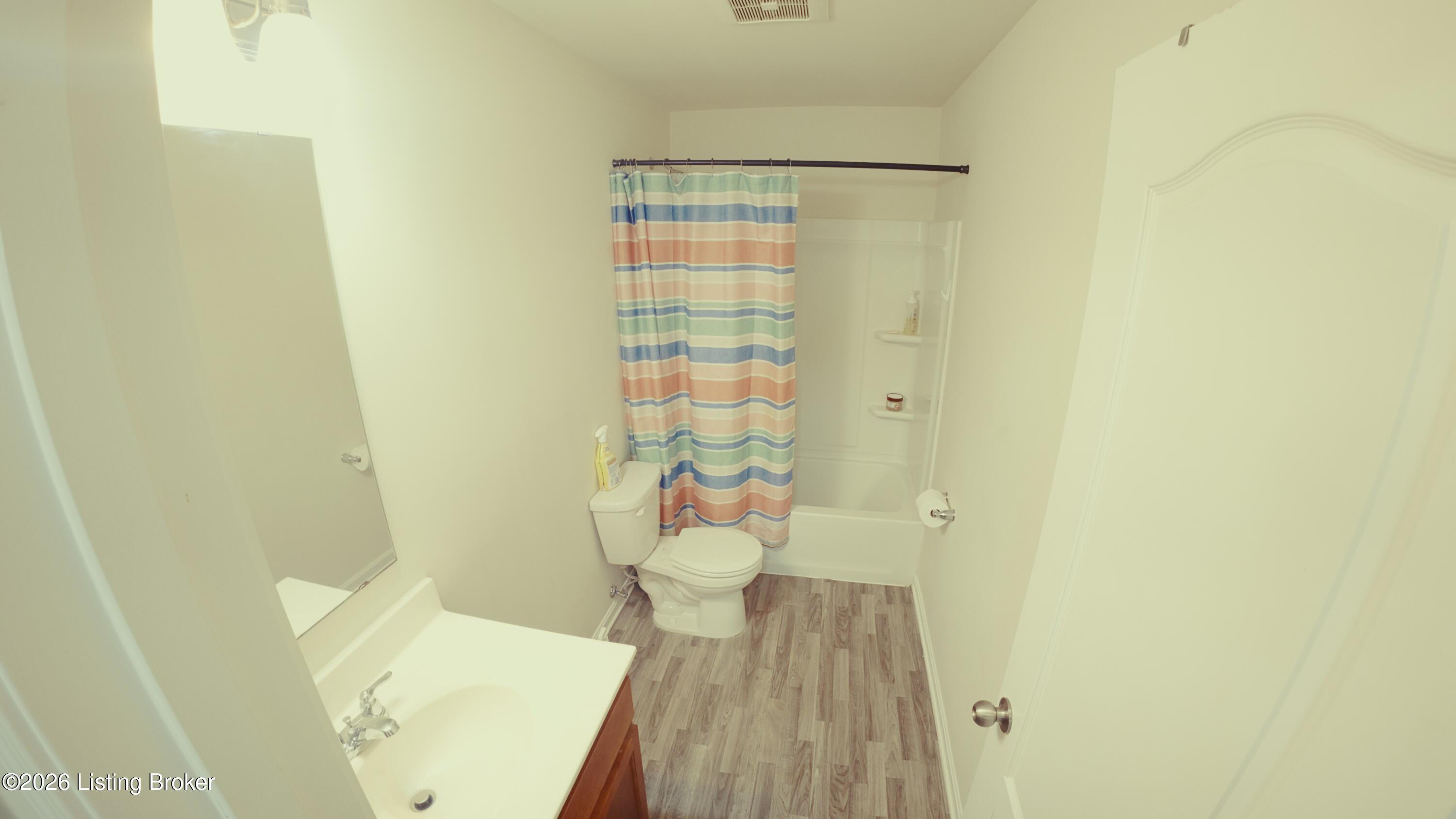 11720 Beacon Ct Property Photo 8