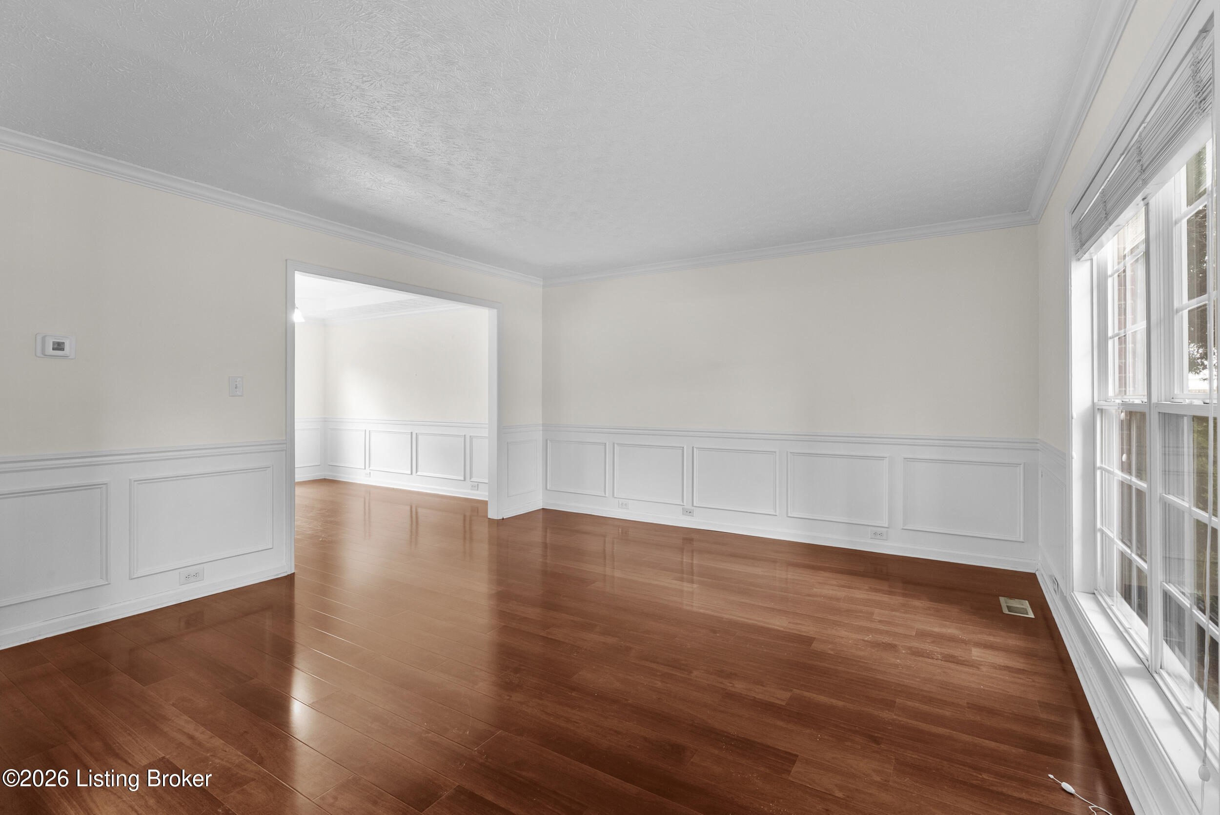 10123 Spring Gate Dr Property Photo 6