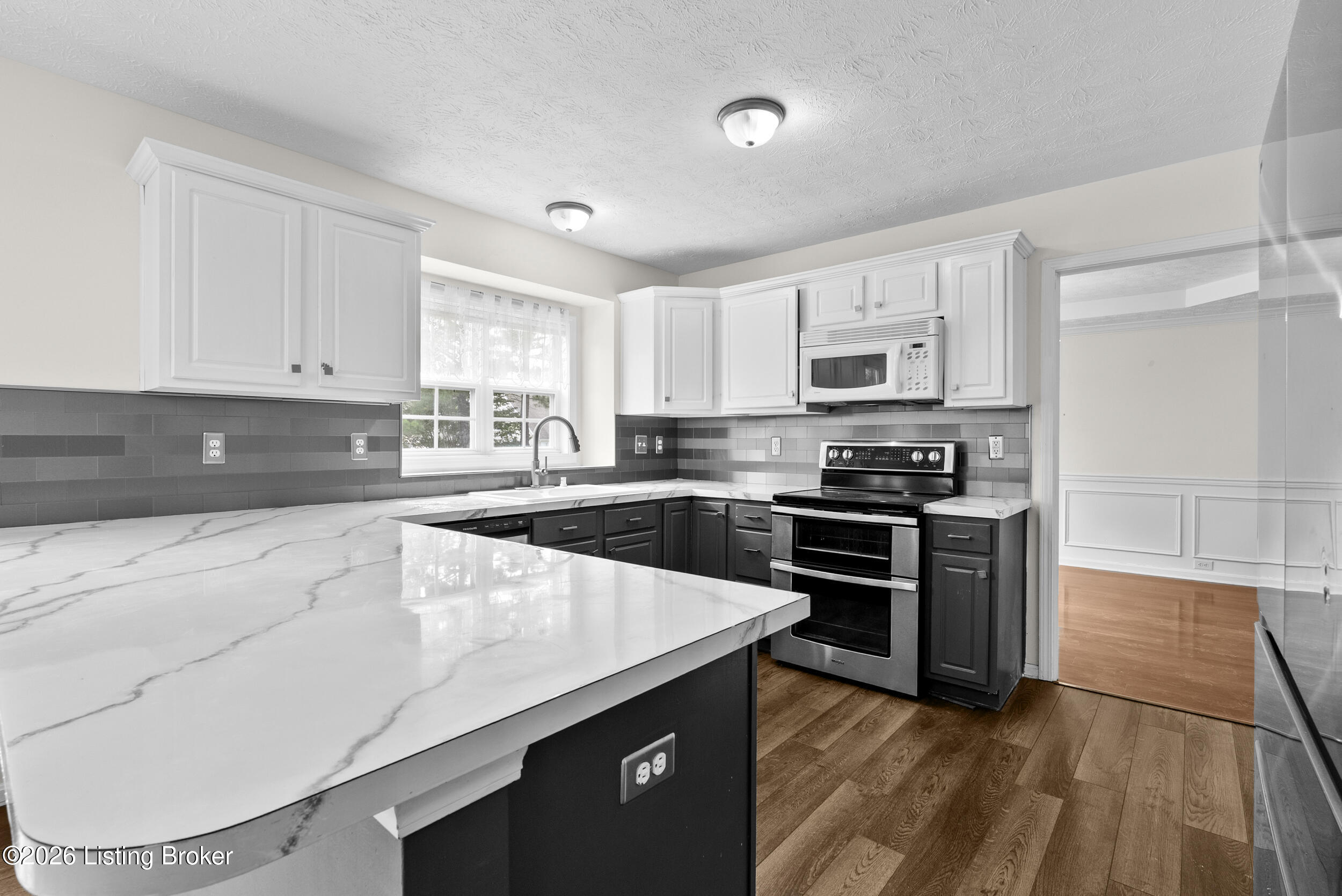 10123 Spring Gate Dr Property Photo 15