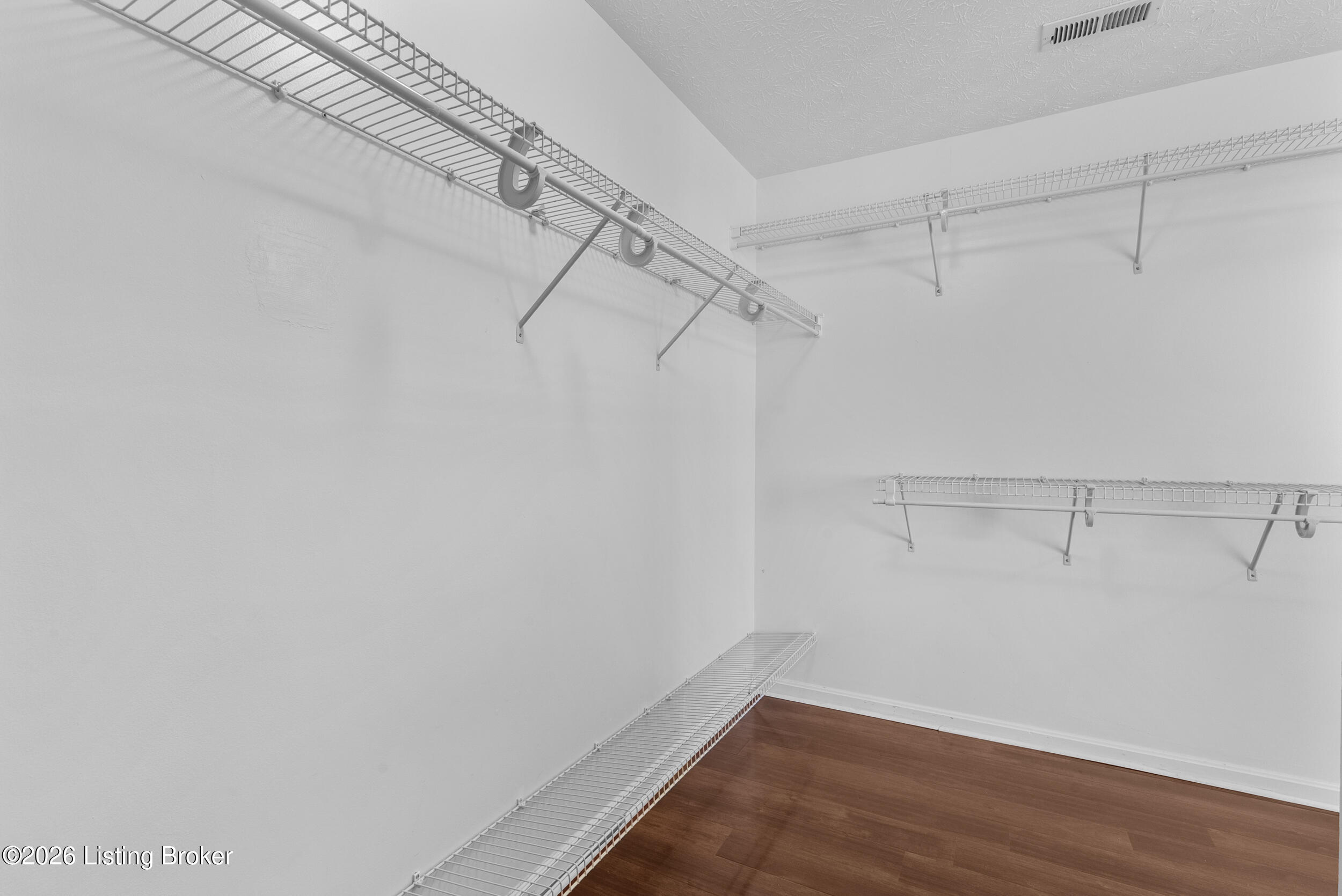 10123 Spring Gate Dr Property Photo 43
