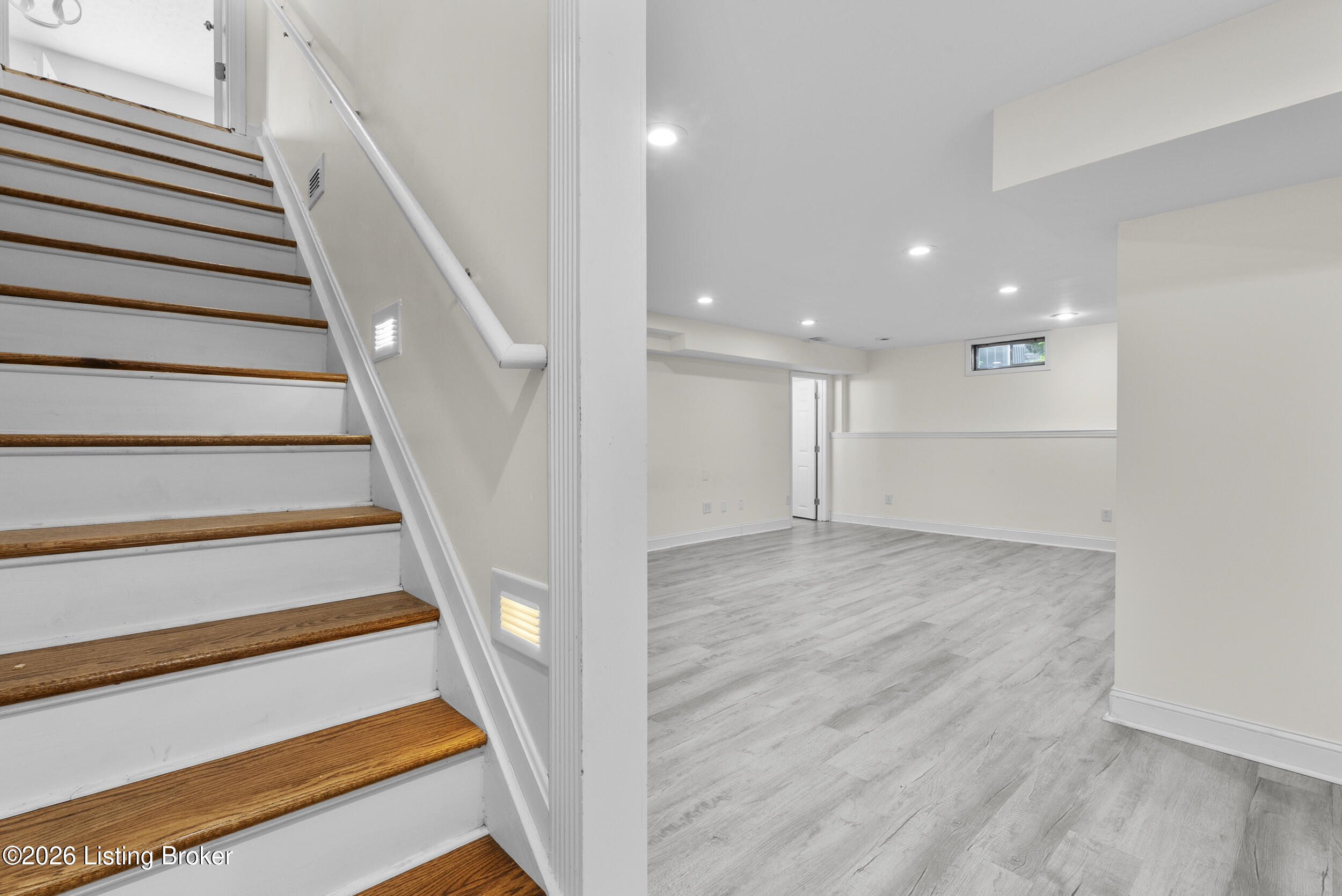 10123 Spring Gate Dr Property Photo 44