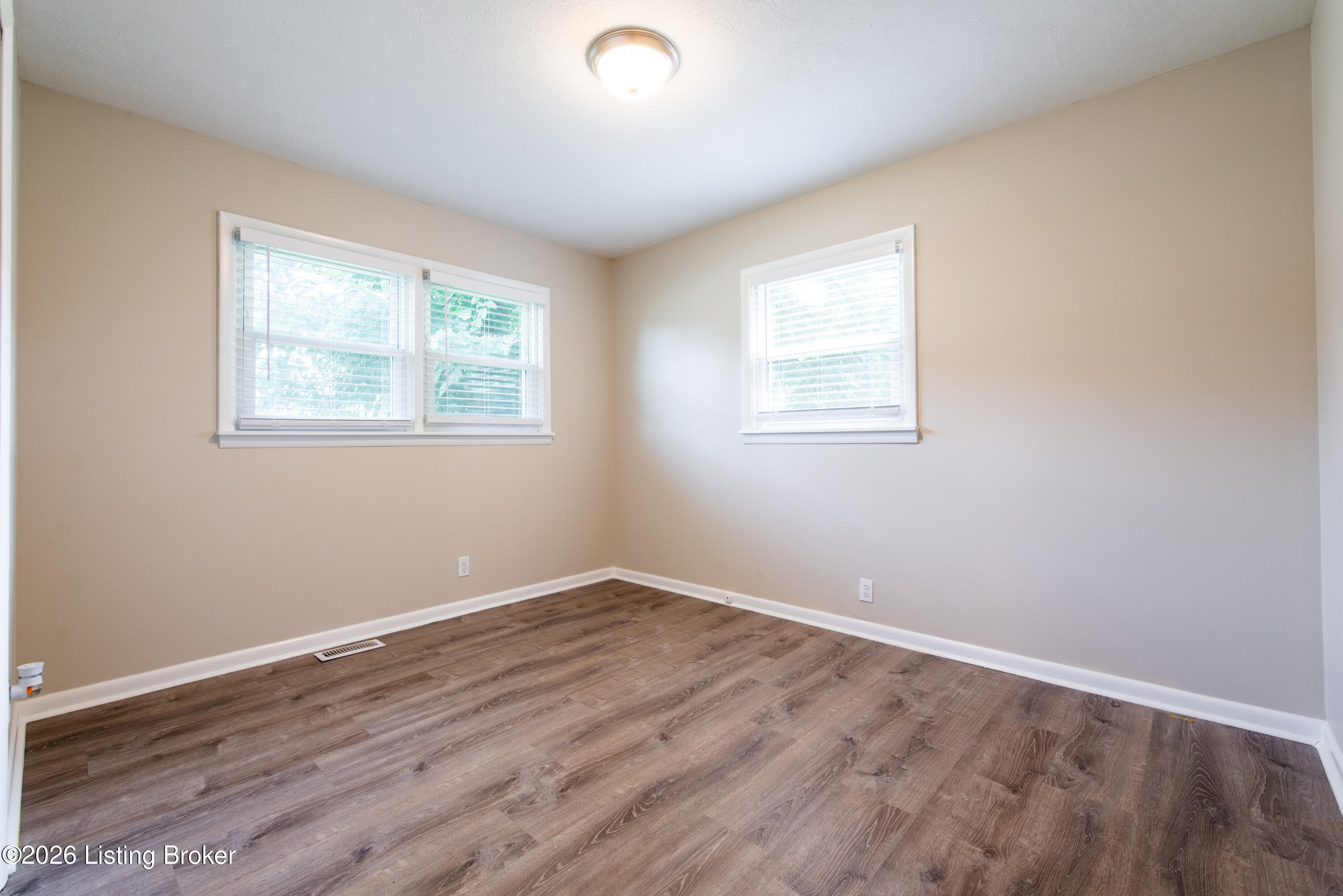 2306 Youngland Ave Property Photo 11