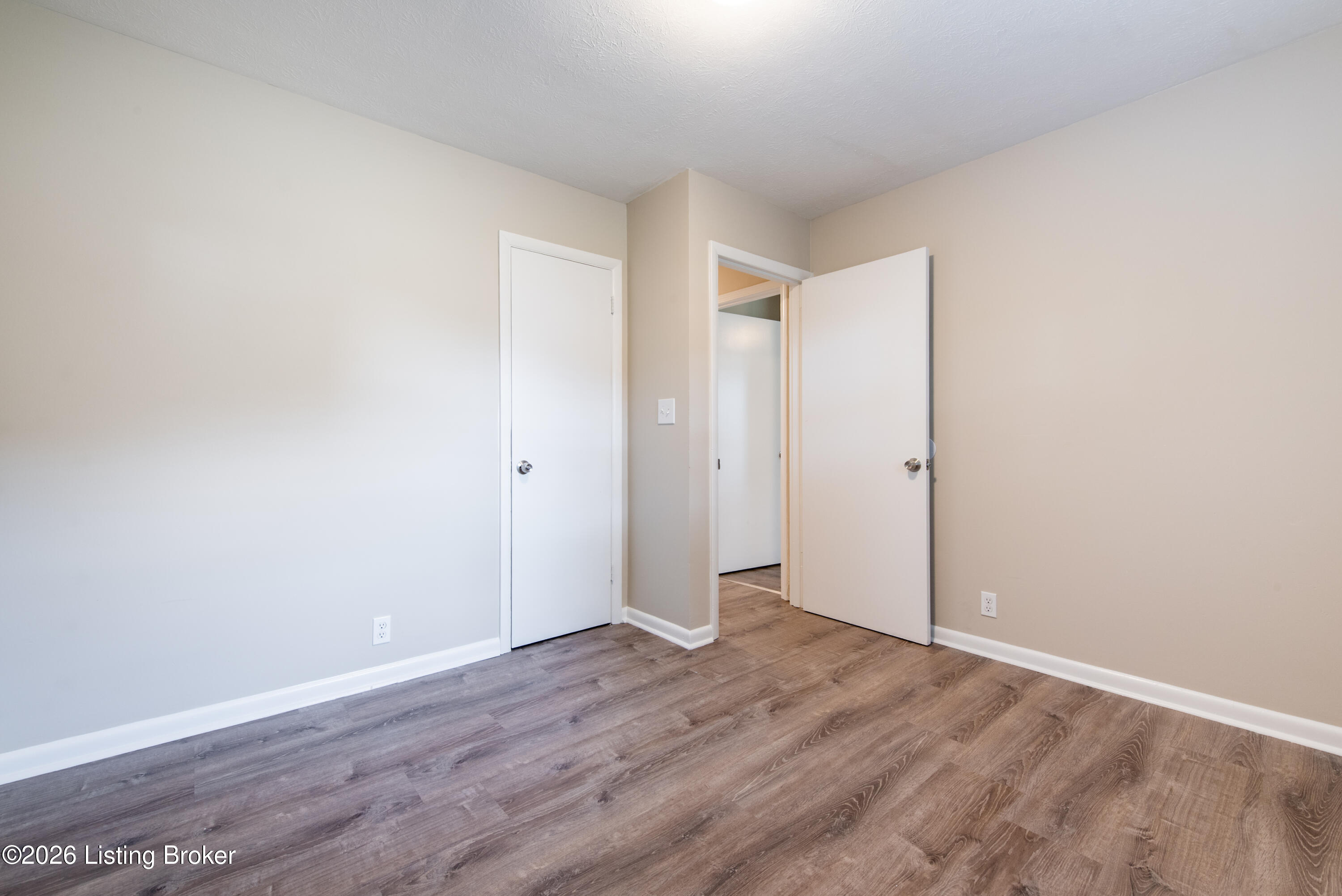 2306 Youngland Ave Property Photo 12
