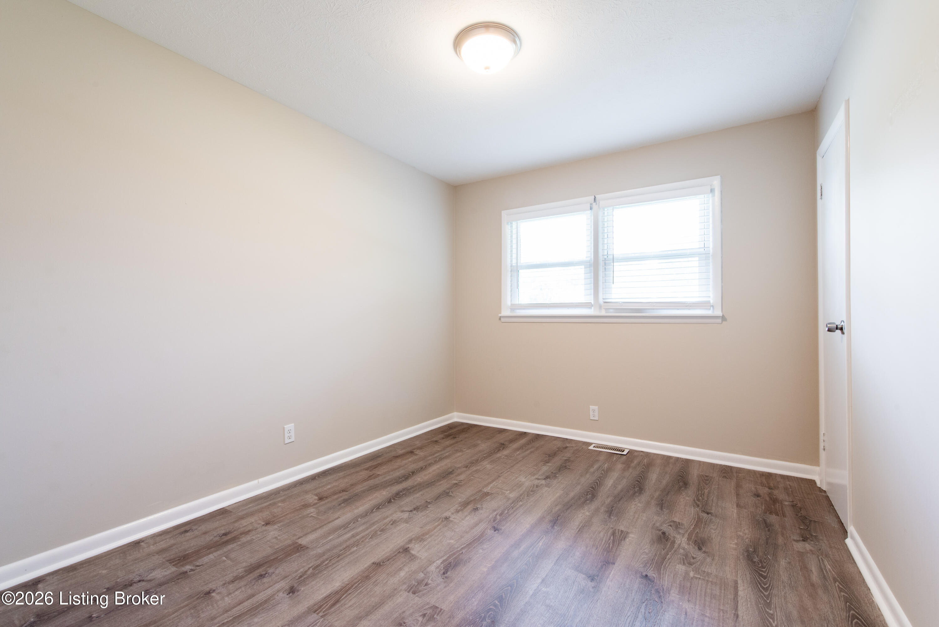 2306 Youngland Ave Property Photo 20