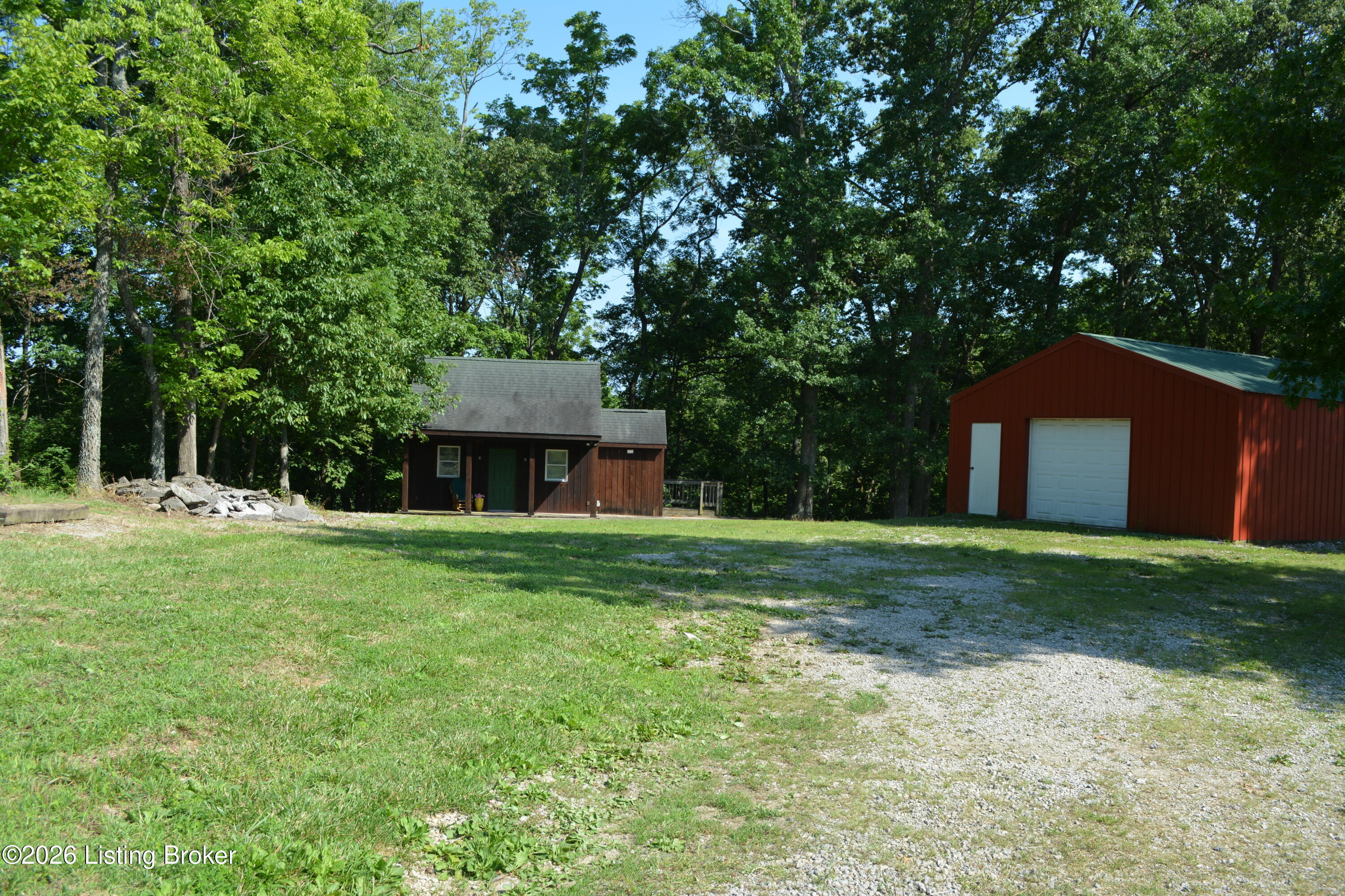 581 Noah's Ln Property Photo 2