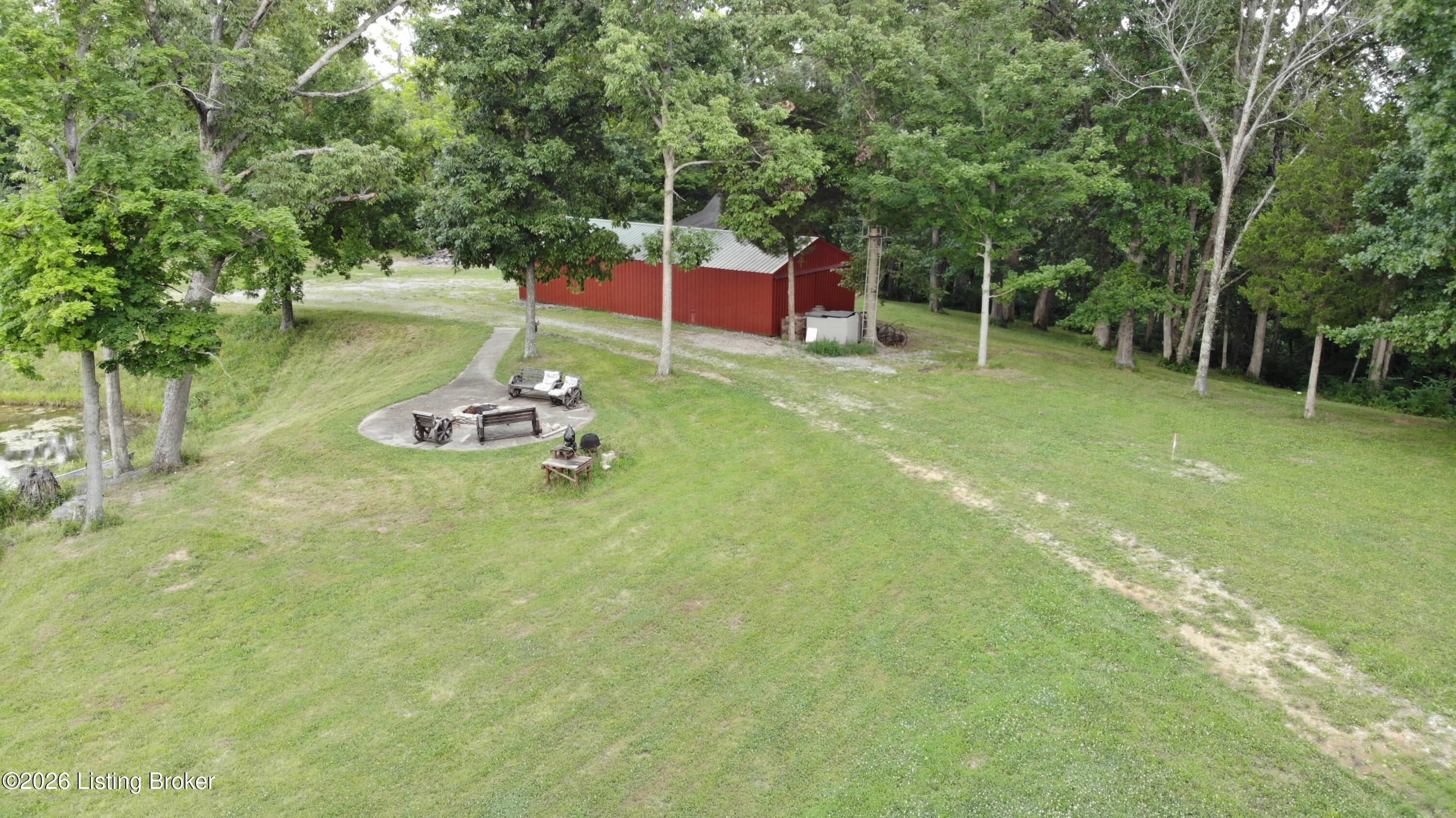 581 Noah's Ln Property Photo 31