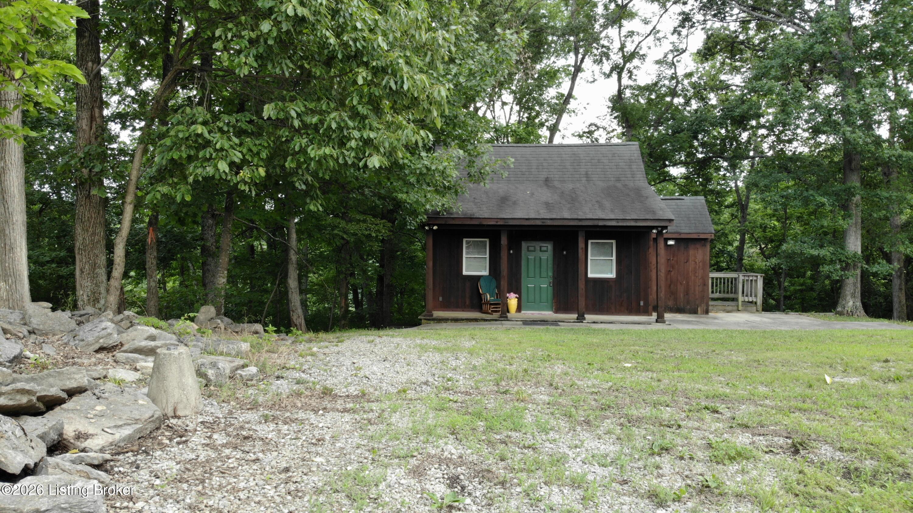 581 Noah's Ln Property Photo 35