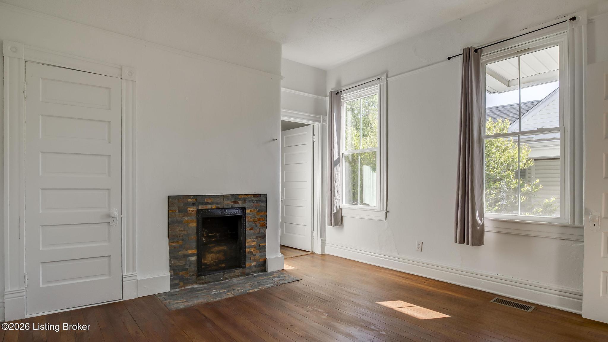 1909 Bonnycastle Ave Property Photo 13
