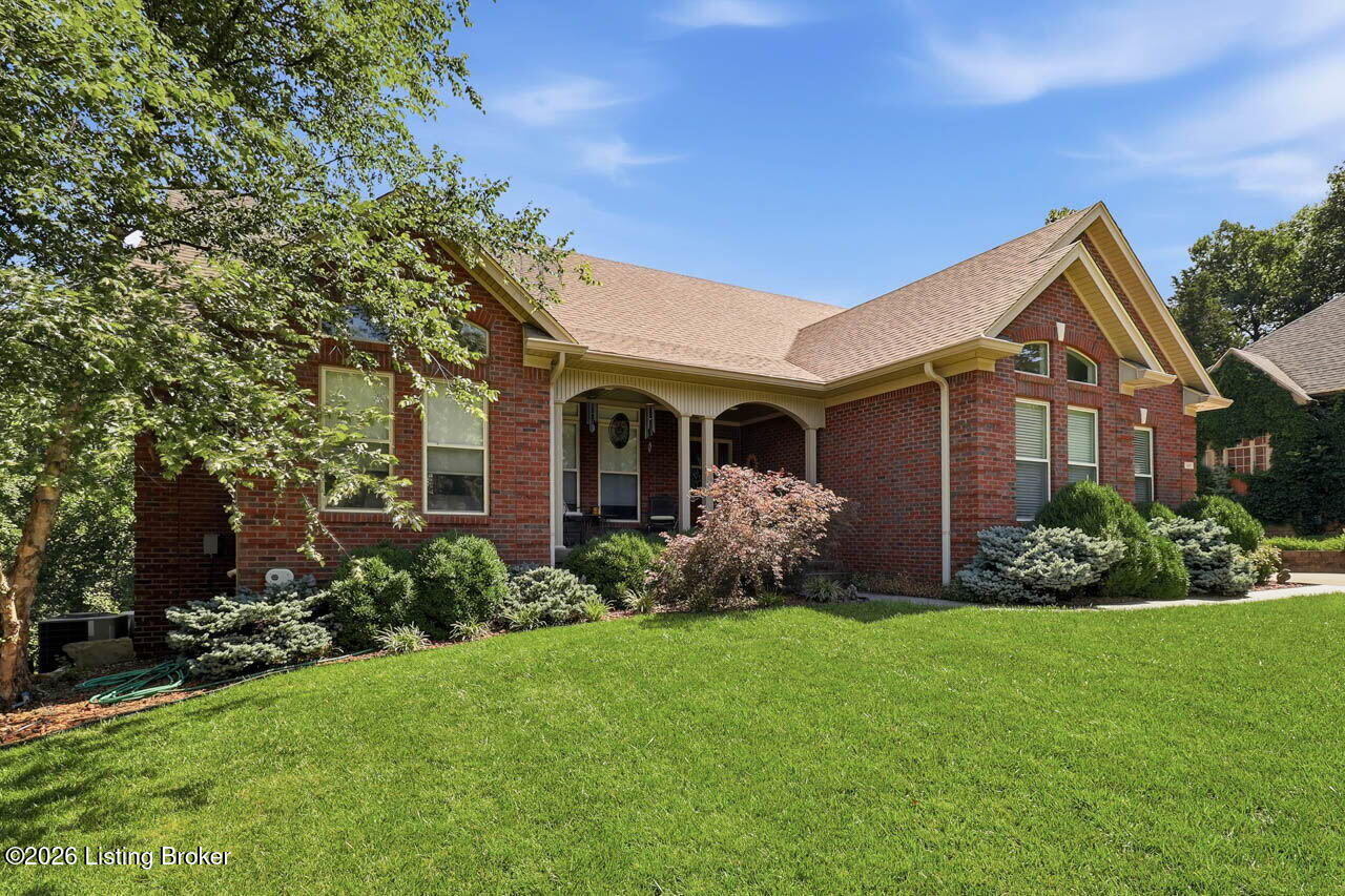 137 Dublin Dr Property Photo 4