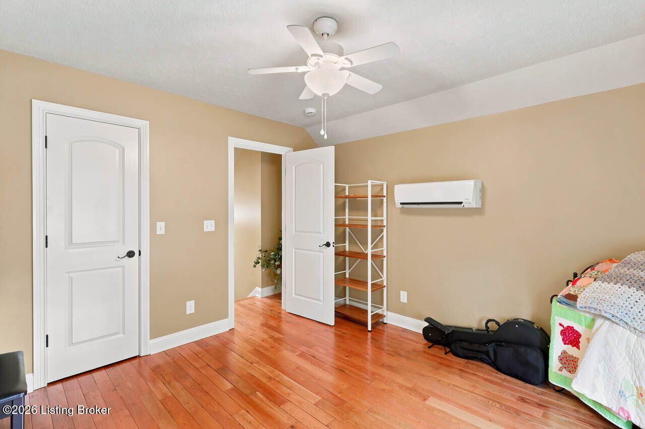 137 Dublin Dr Property Photo 44