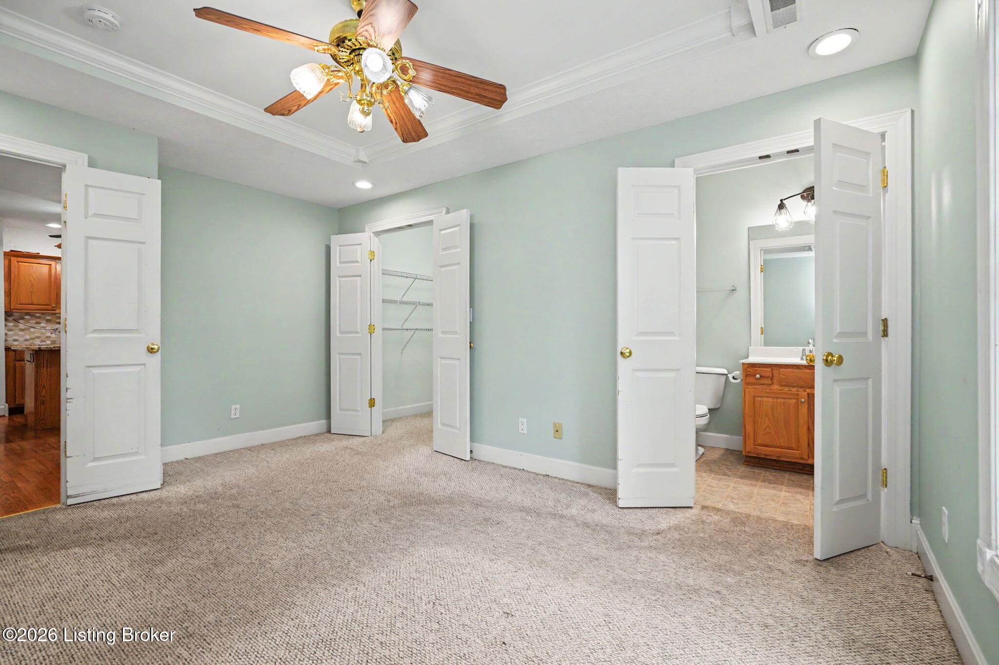 8537 Applegate Village Dr Property Photo 21