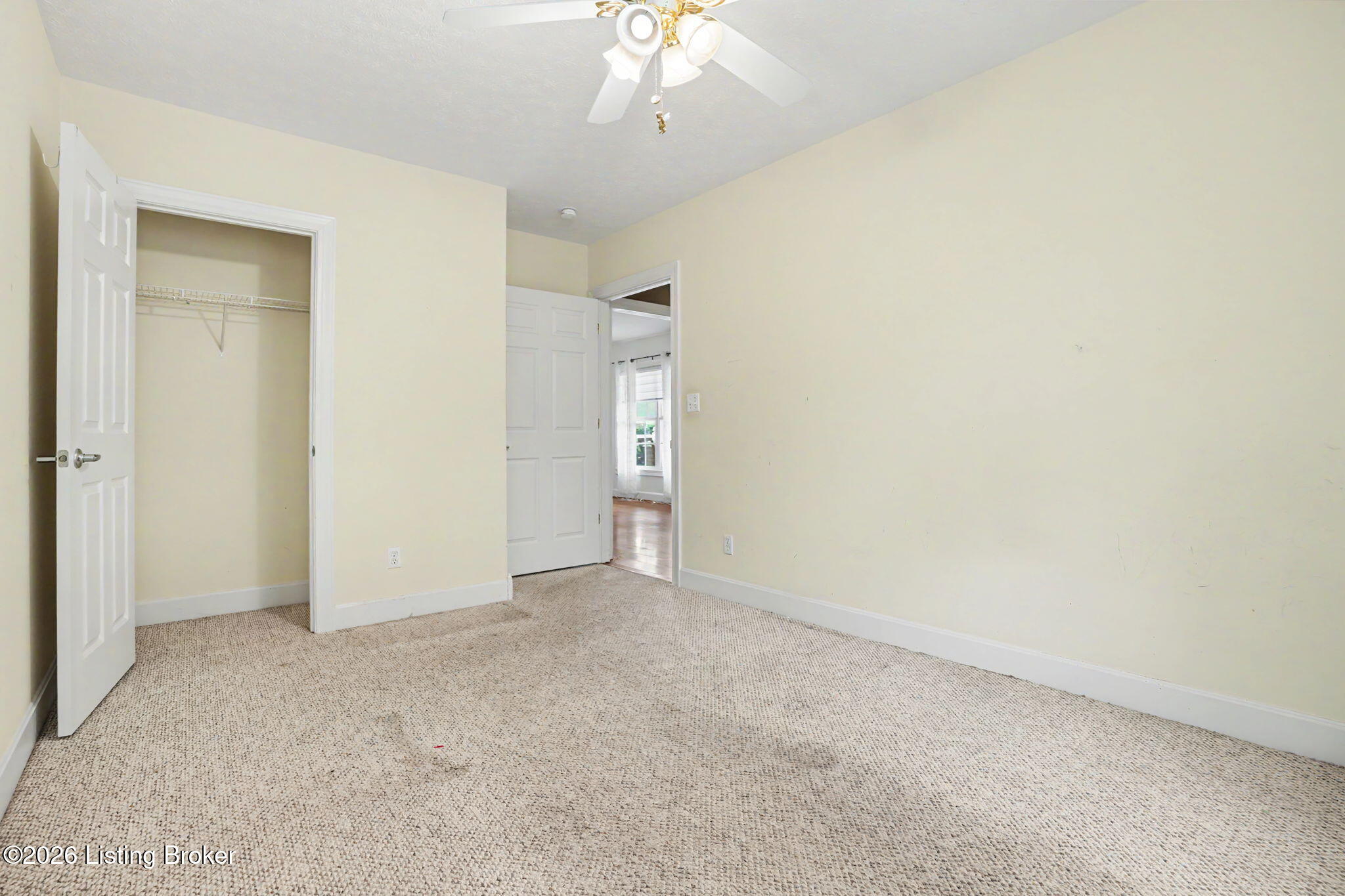 8537 Applegate Village Dr Property Photo 32