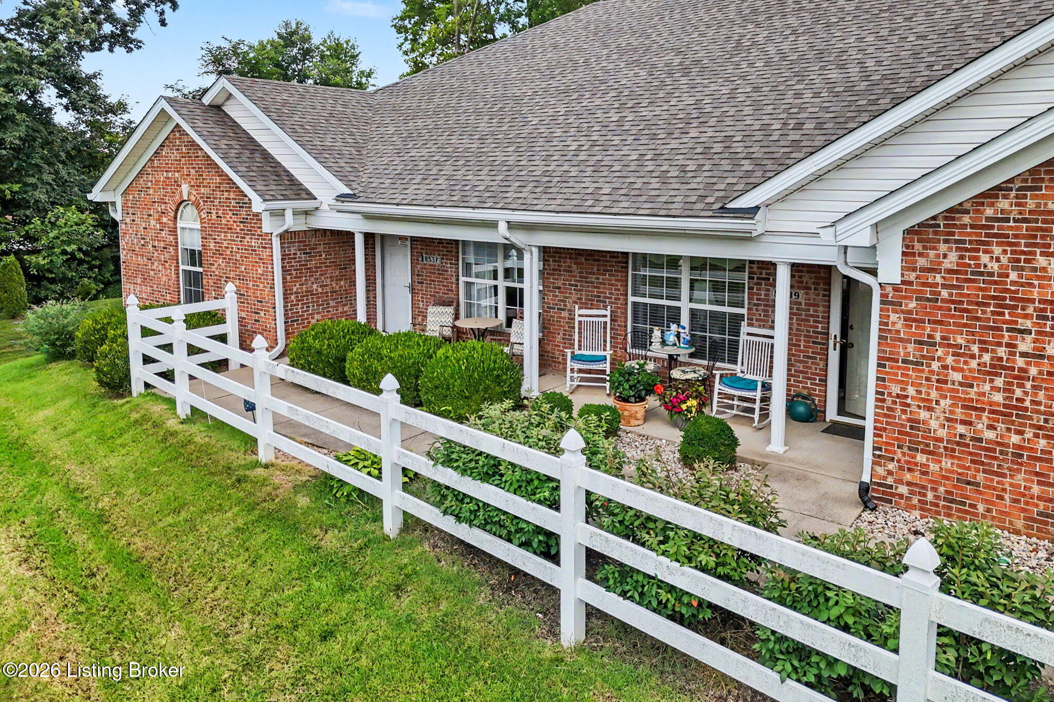 8537 Applegate Village Dr Property Photo 46
