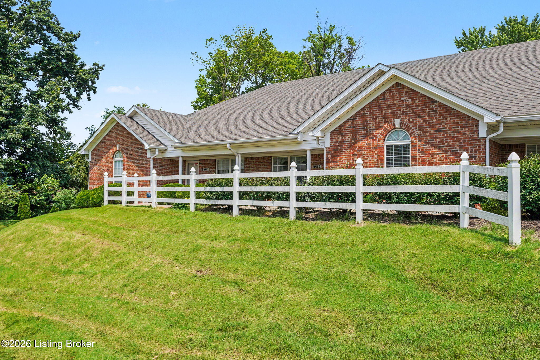 8537 Applegate Village Dr Property Photo 49