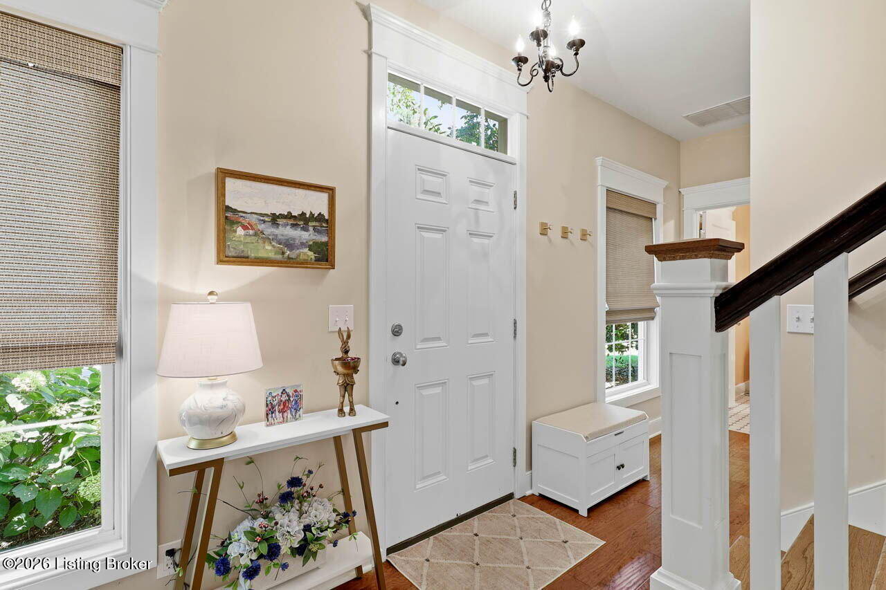 206 E Maidens Alley 5 Property Photo 2