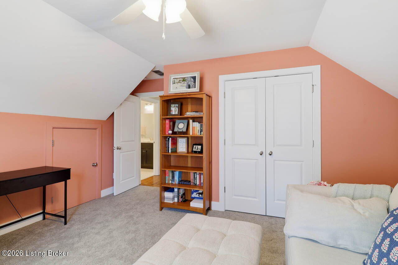 206 E Maidens Alley 5 Property Photo 24