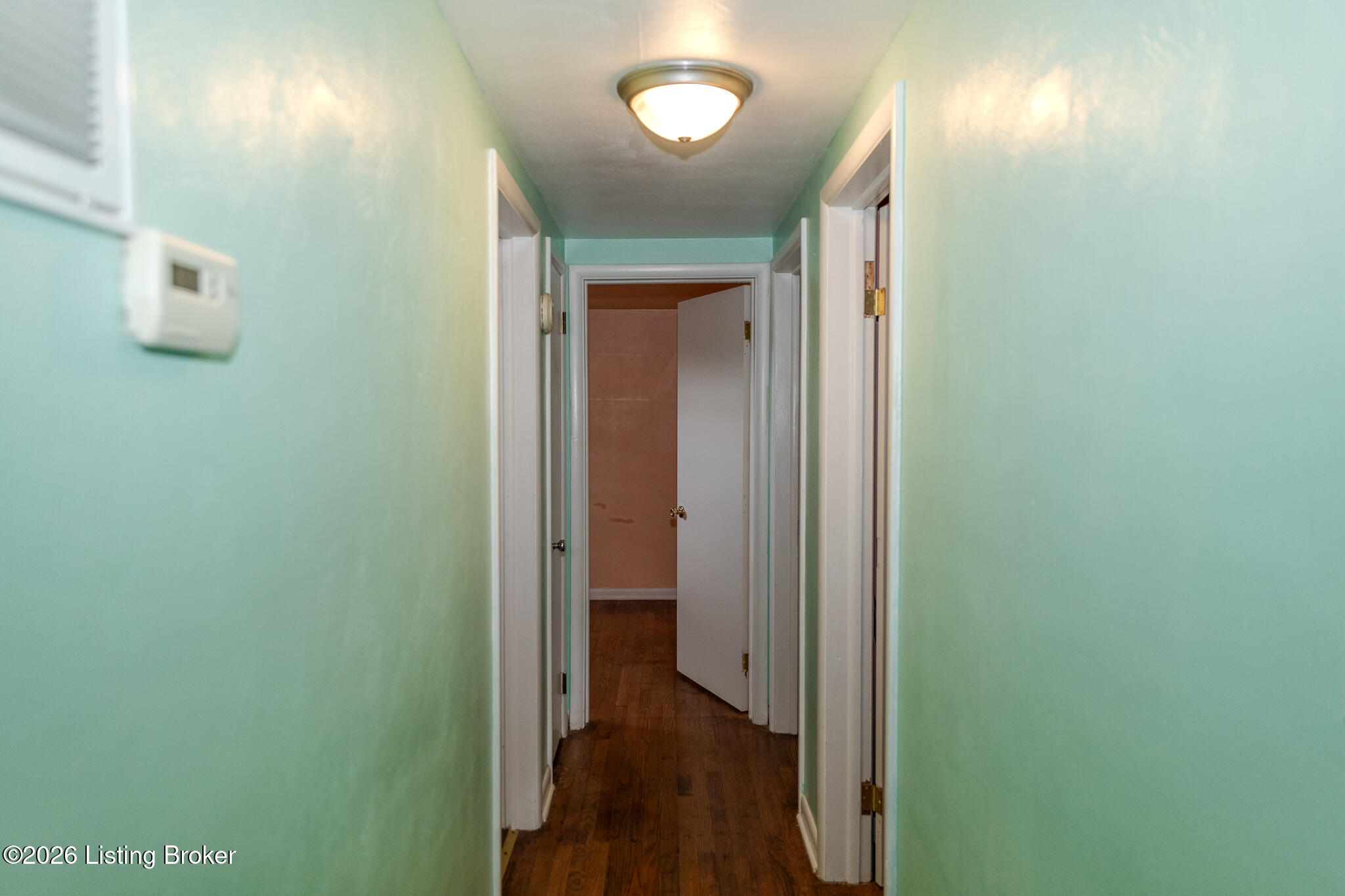 106 W 1st St Property Photo 13