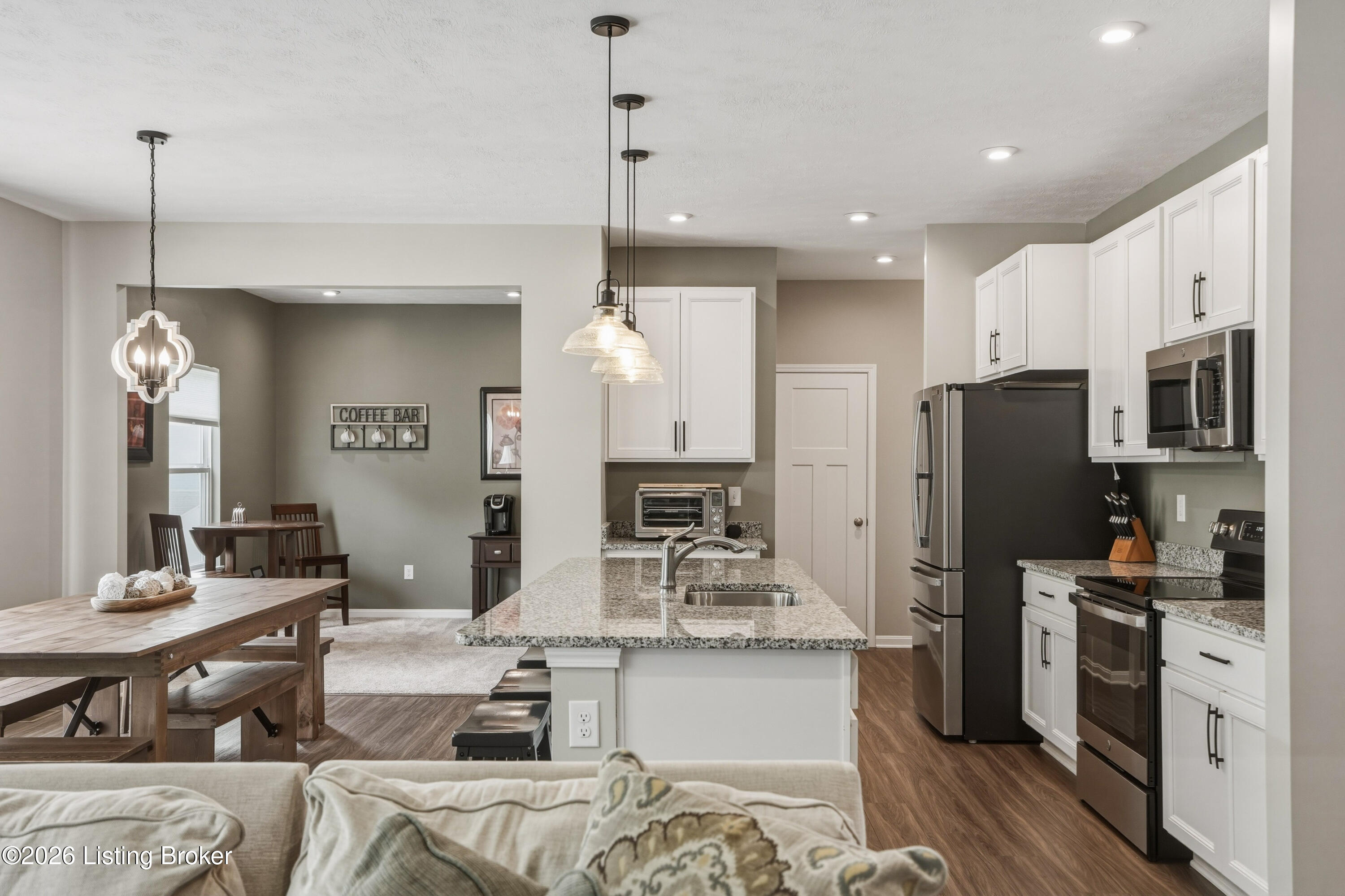 420 Inspiration Ln Property Photo 10