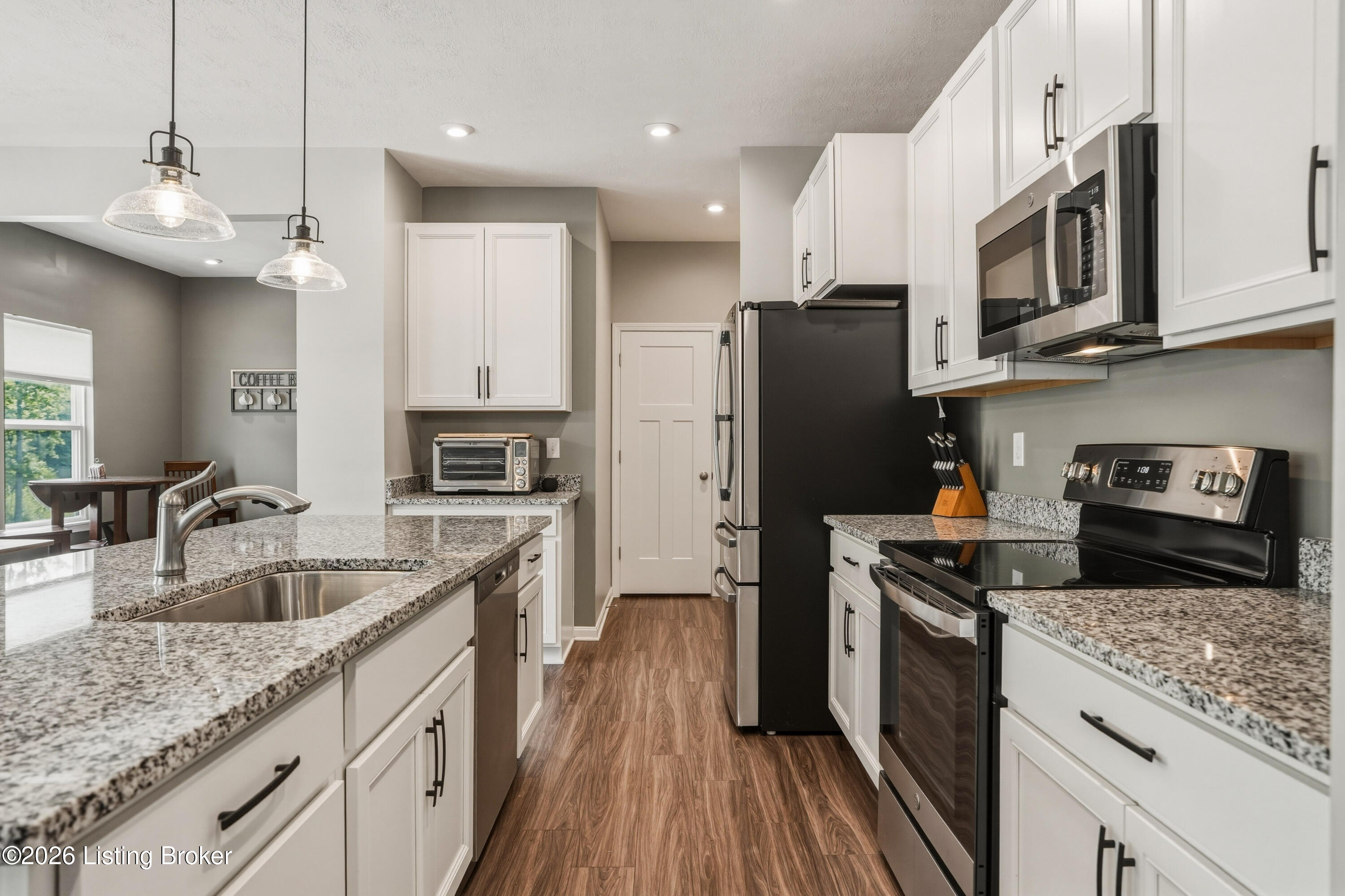 420 Inspiration Ln Property Photo 14
