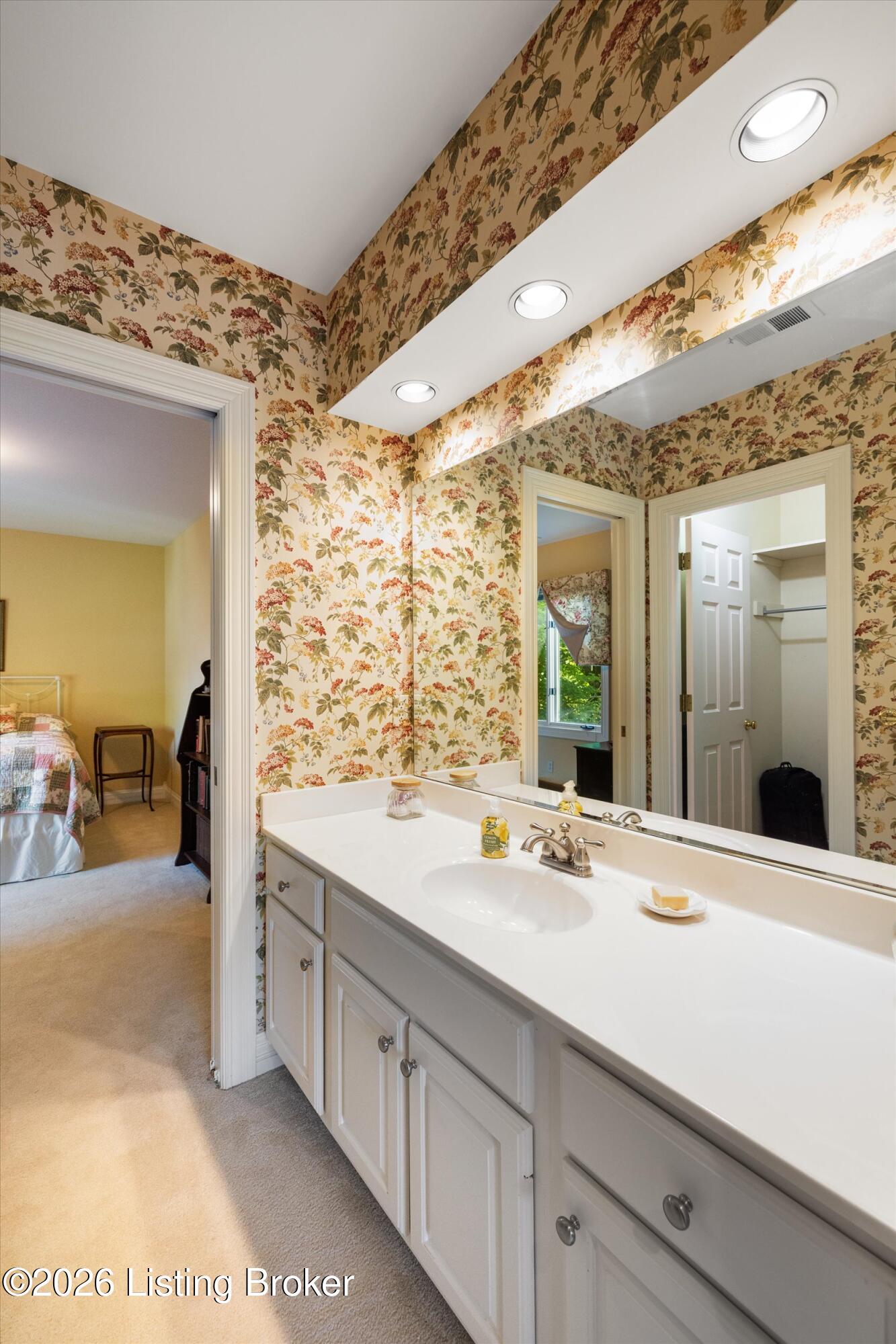 6711 Harrods View Cir Property Photo 45