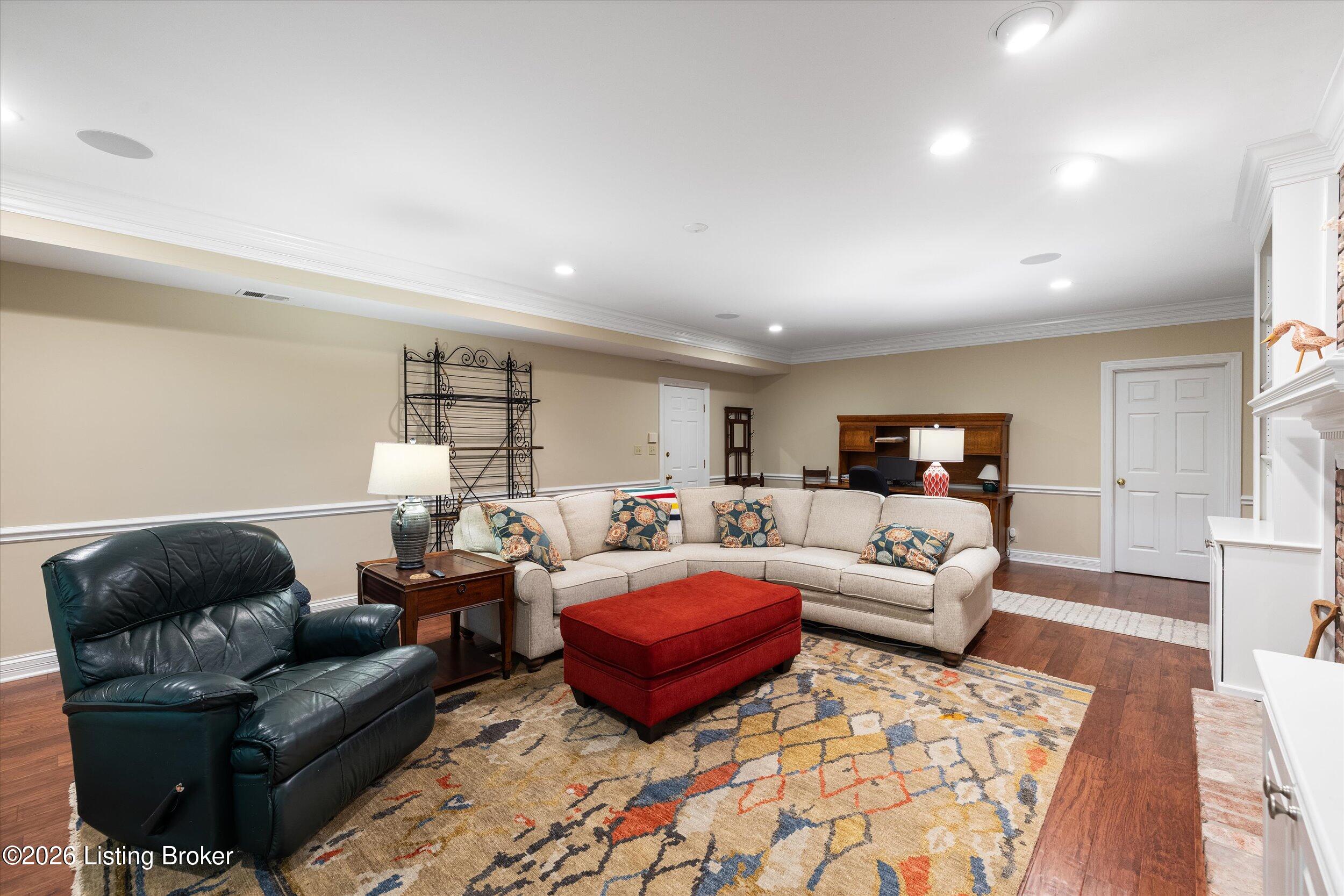6711 Harrods View Cir Property Photo 58
