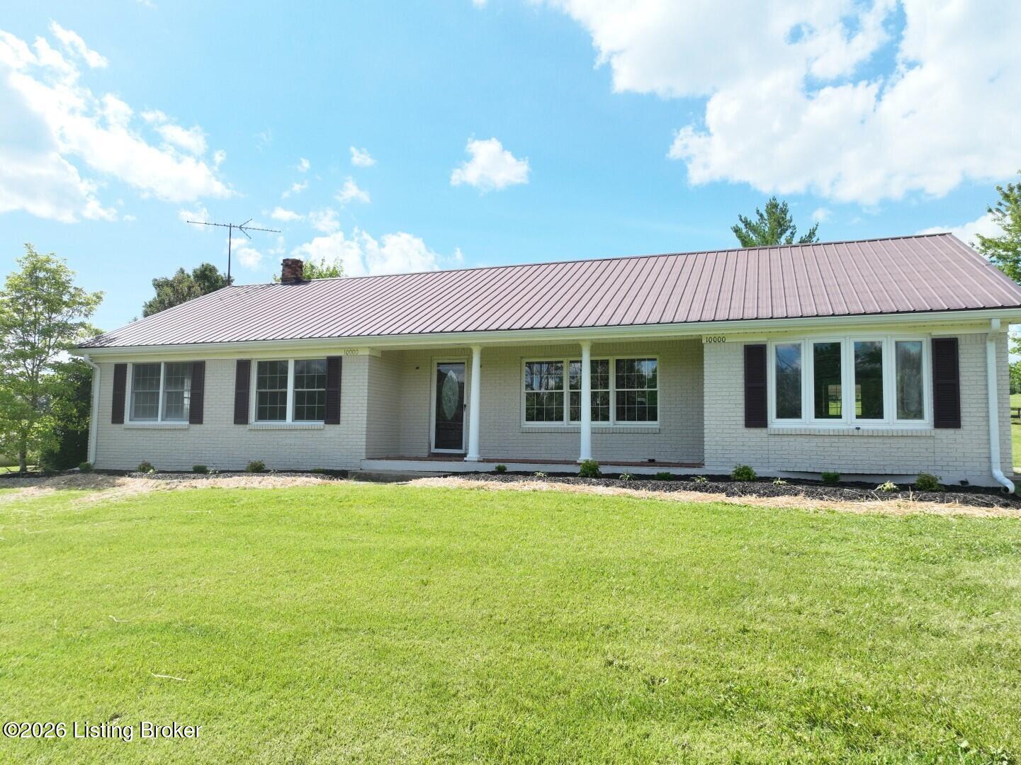 9867 Pottsville Rd Property Photo 2