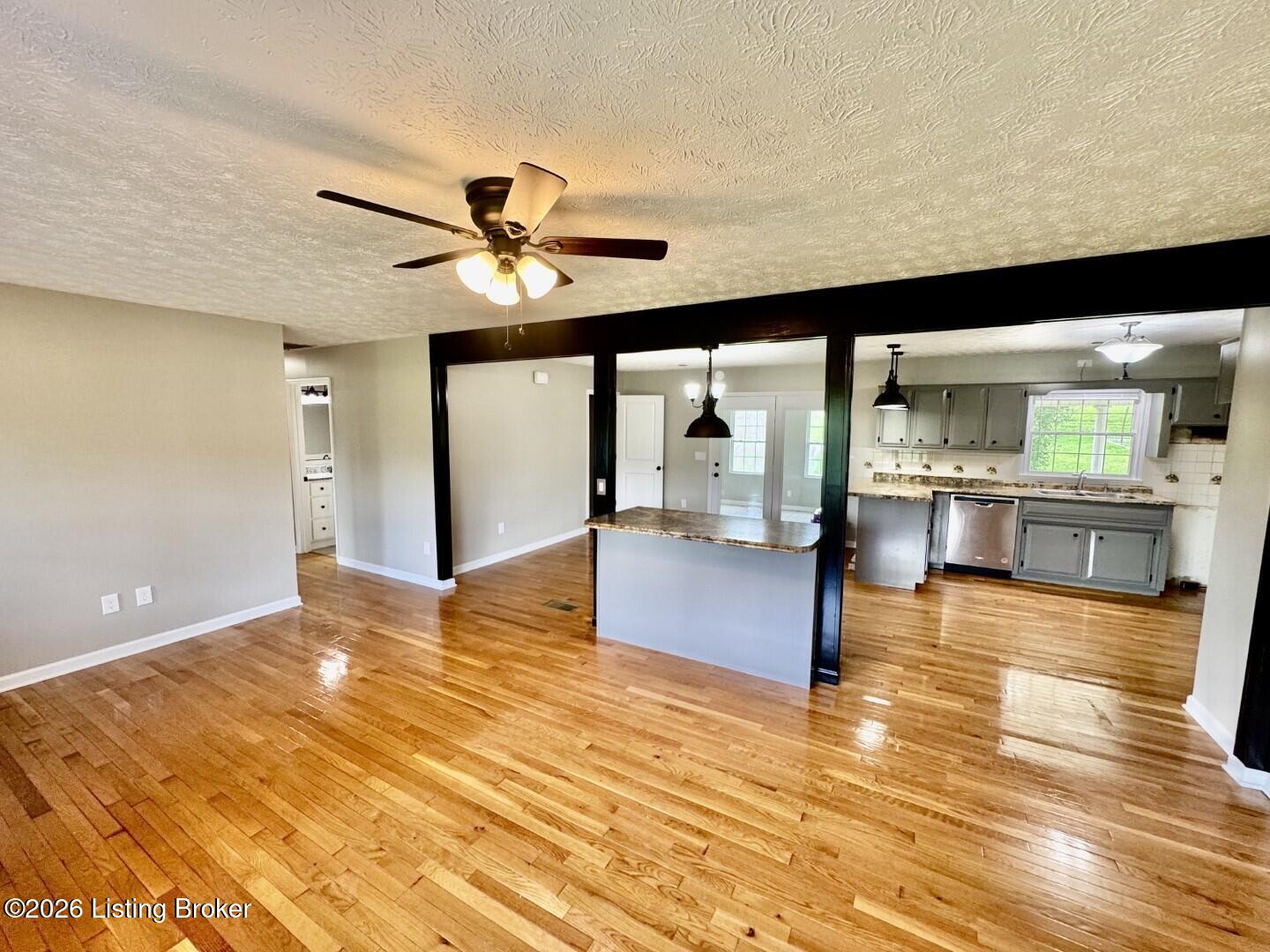 9867 Pottsville Rd Property Photo 7