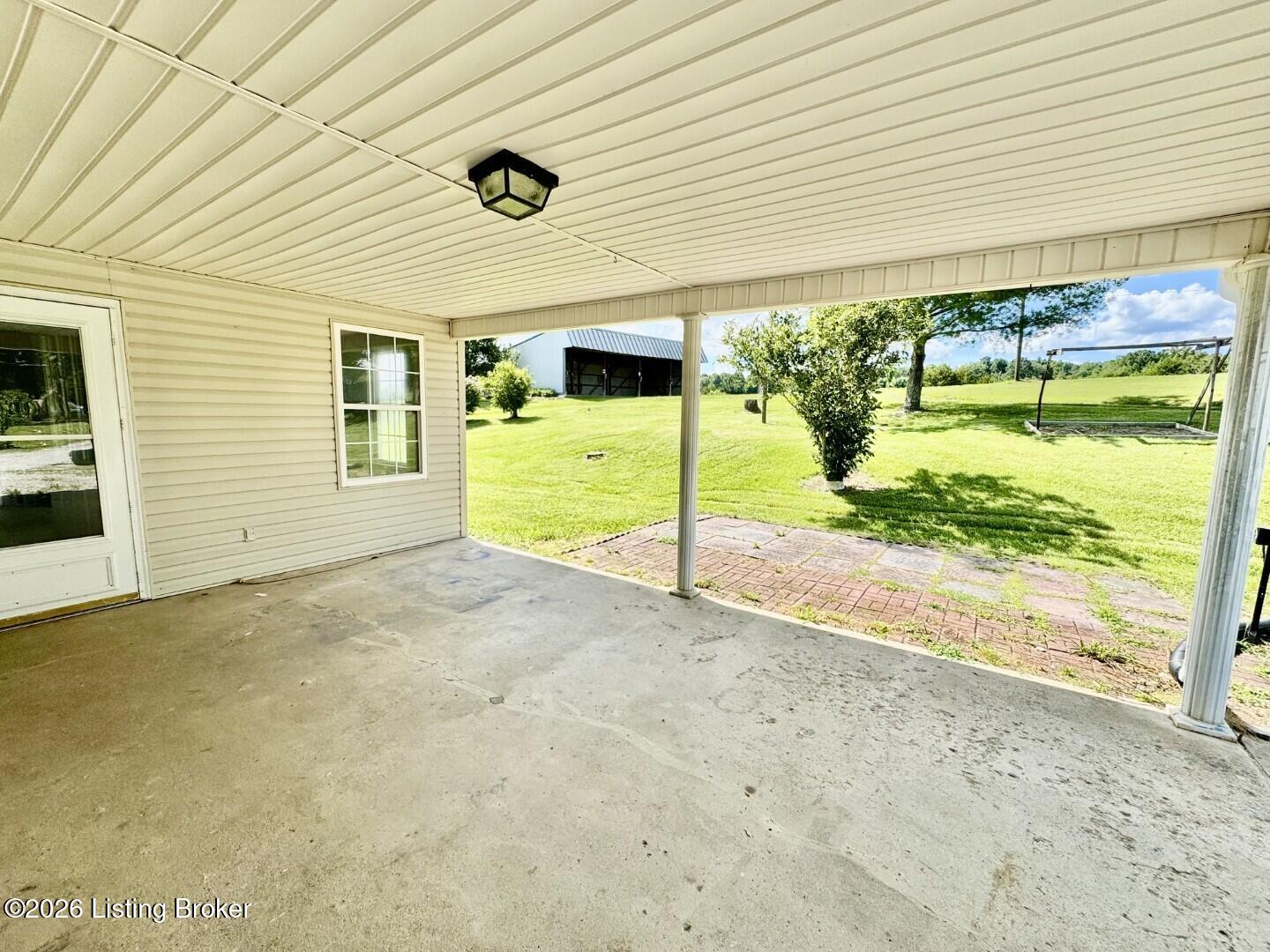 9867 Pottsville Rd Property Photo 32