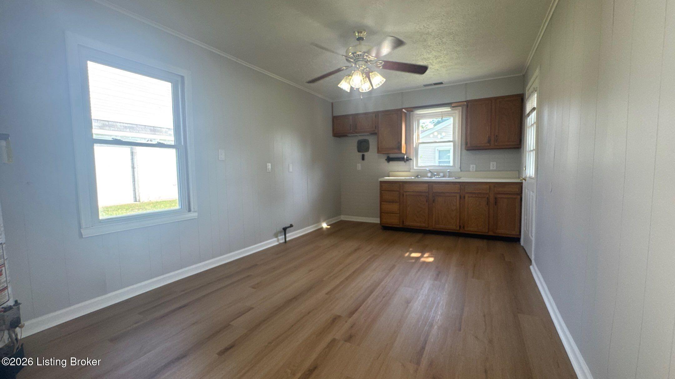13213 Ashlawn Dr Property Photo 5