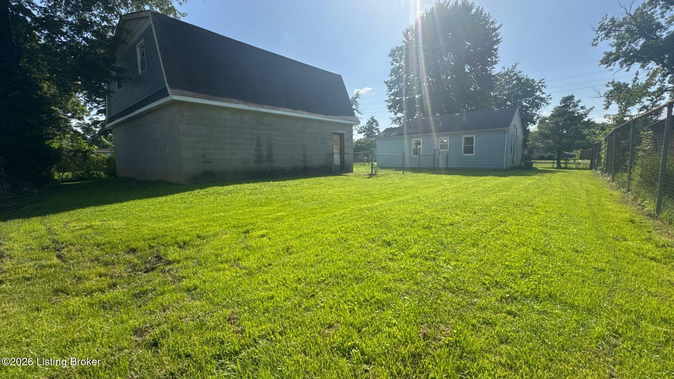 13213 Ashlawn Dr Property Photo 43
