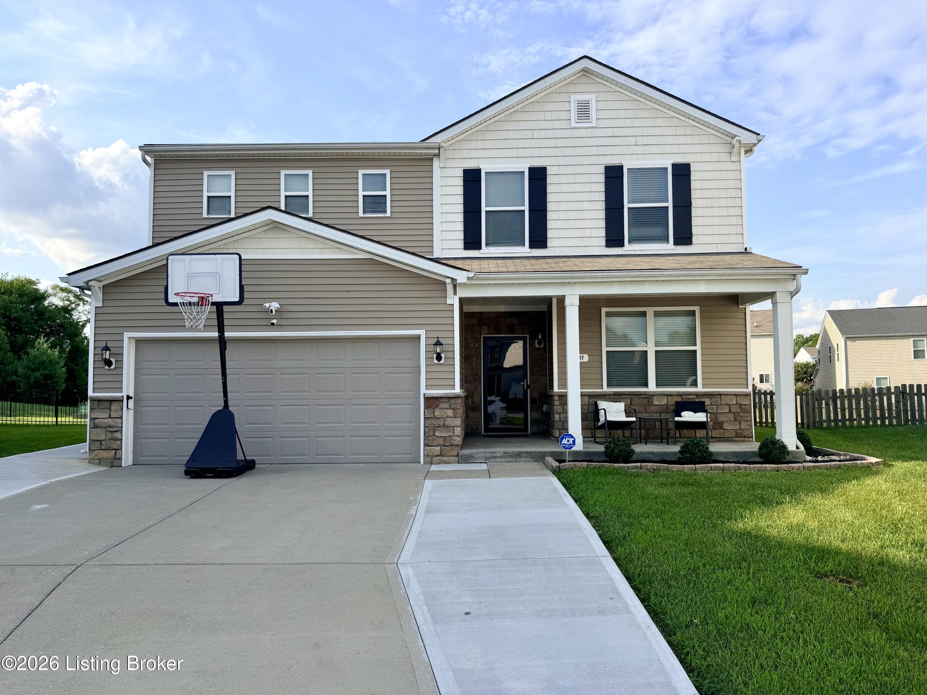 11717 Trottingham Cir Property Photo 1