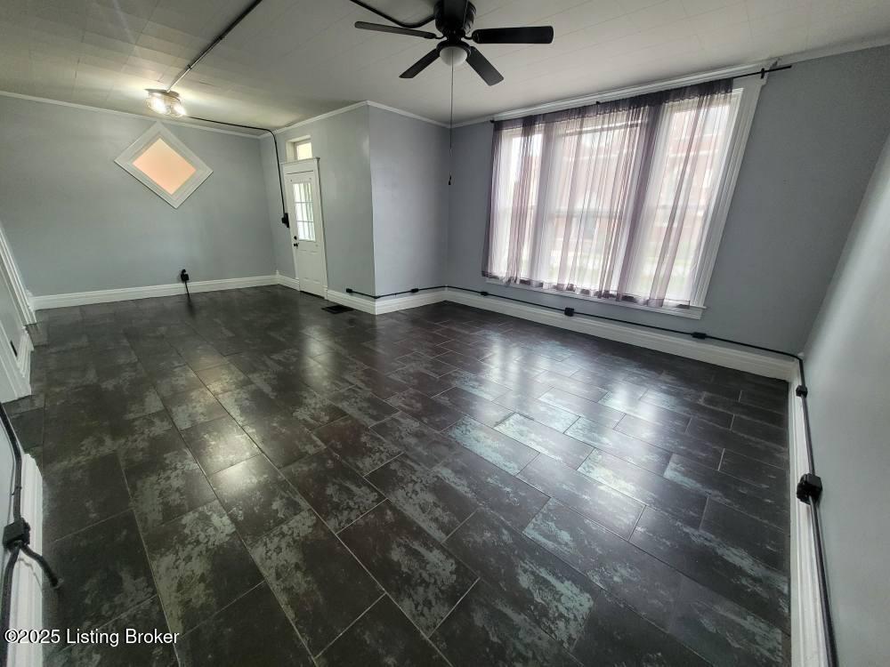 514 5th St Property Photo 6