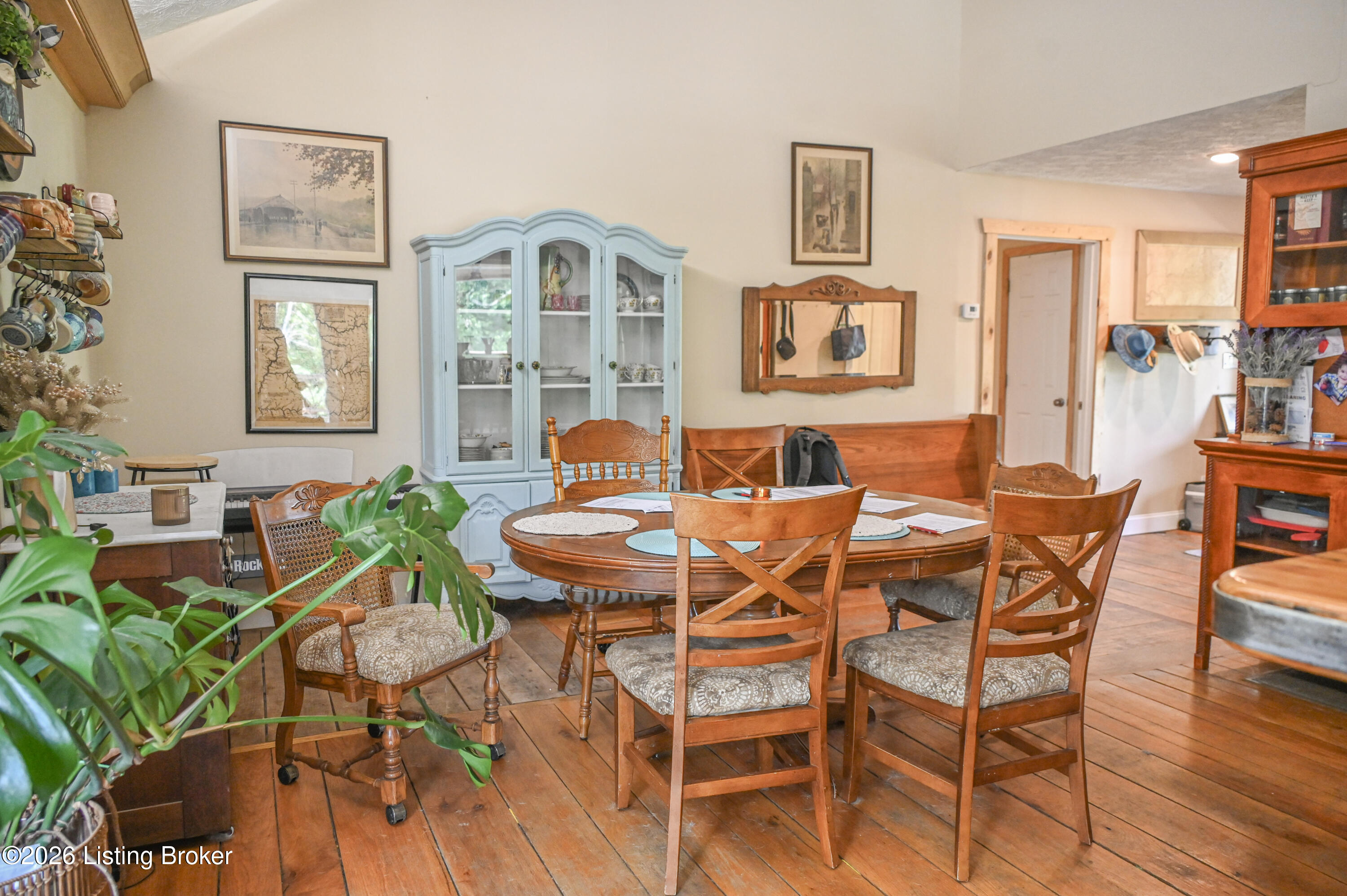 70 3 Lick Creek Rd Property Photo 3