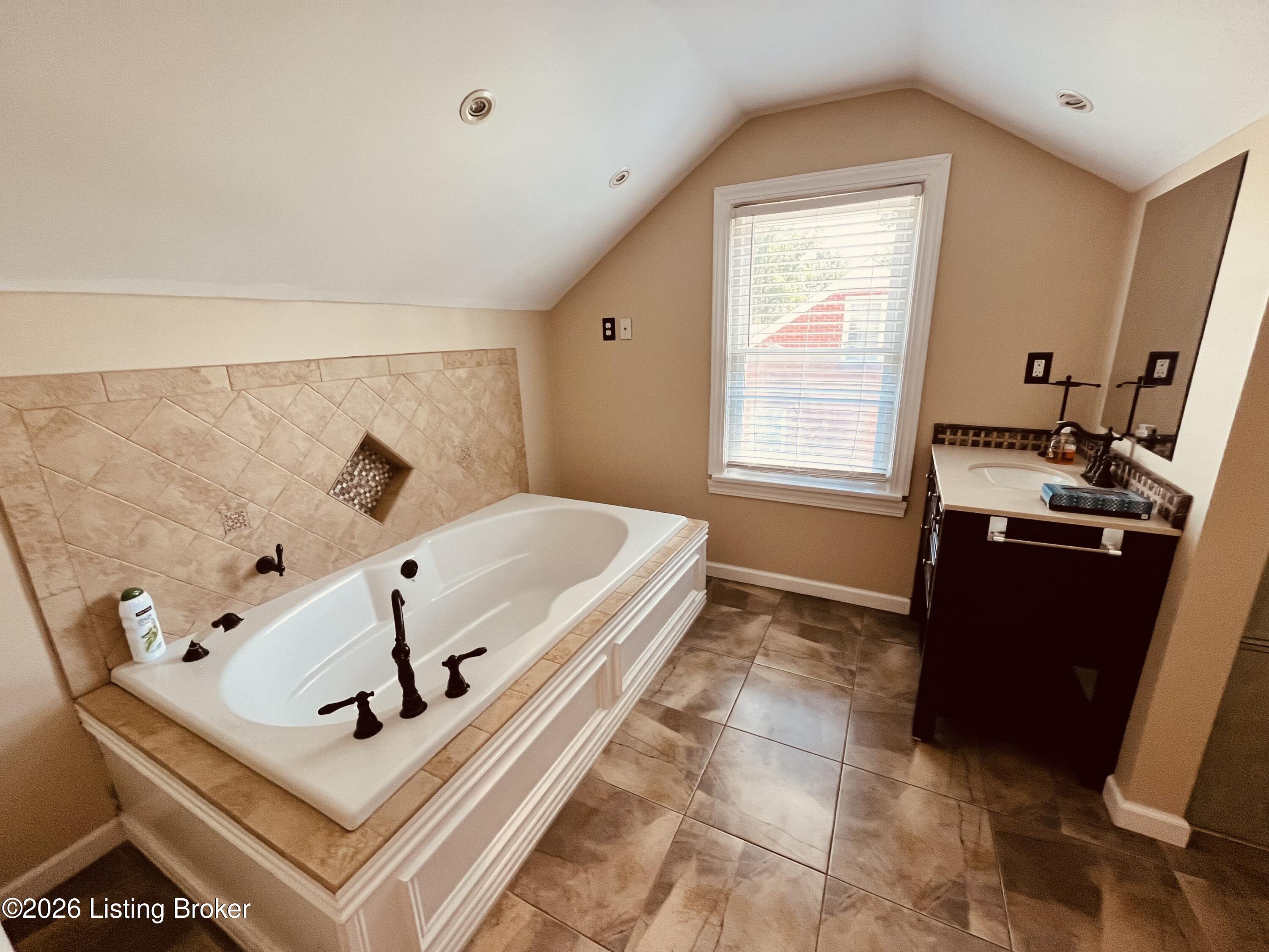 502 Marengo Dr Property Photo 16