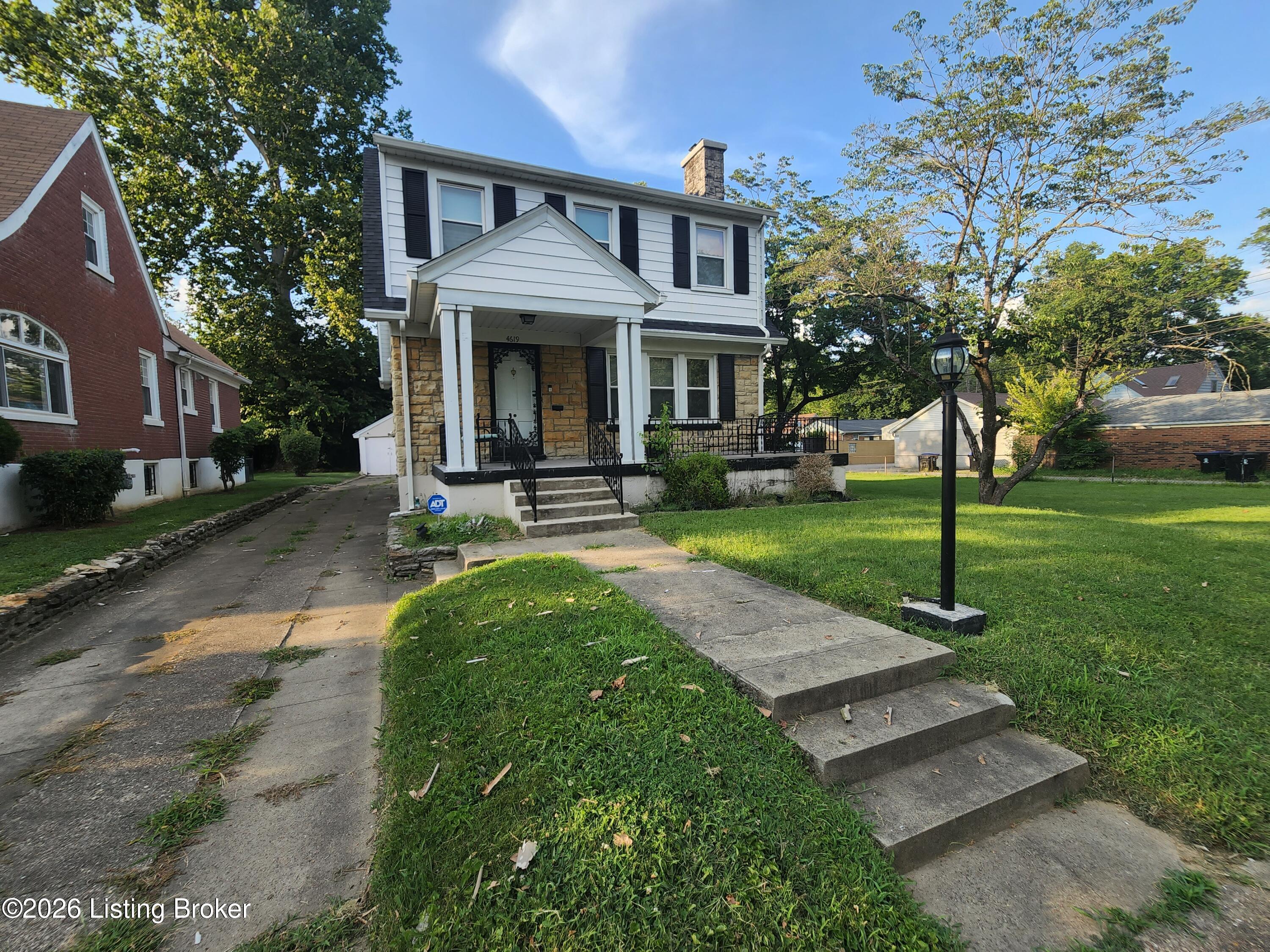 4619 Westchester Ave Property Photo 2