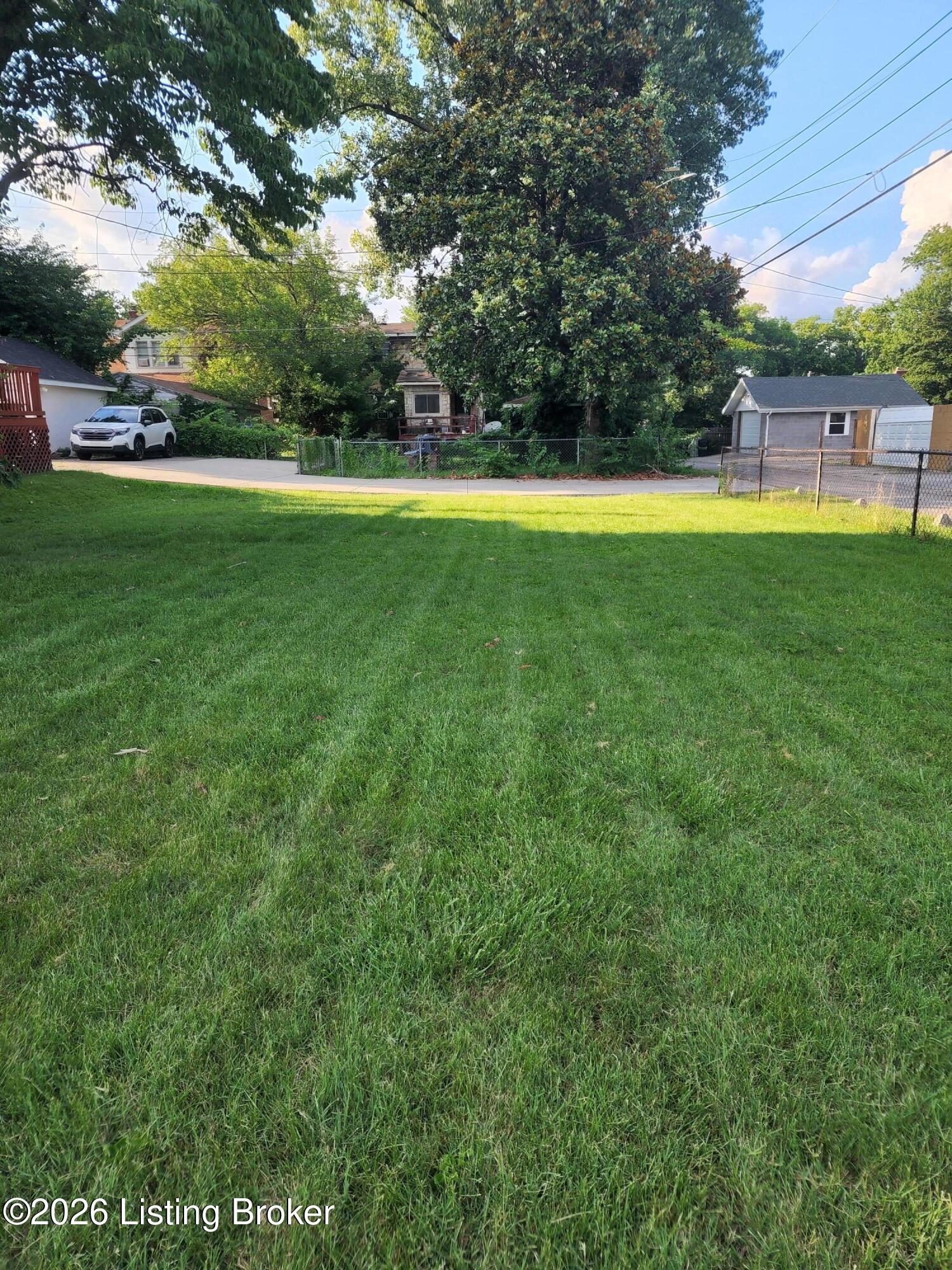 4619 Westchester Ave Property Photo 18