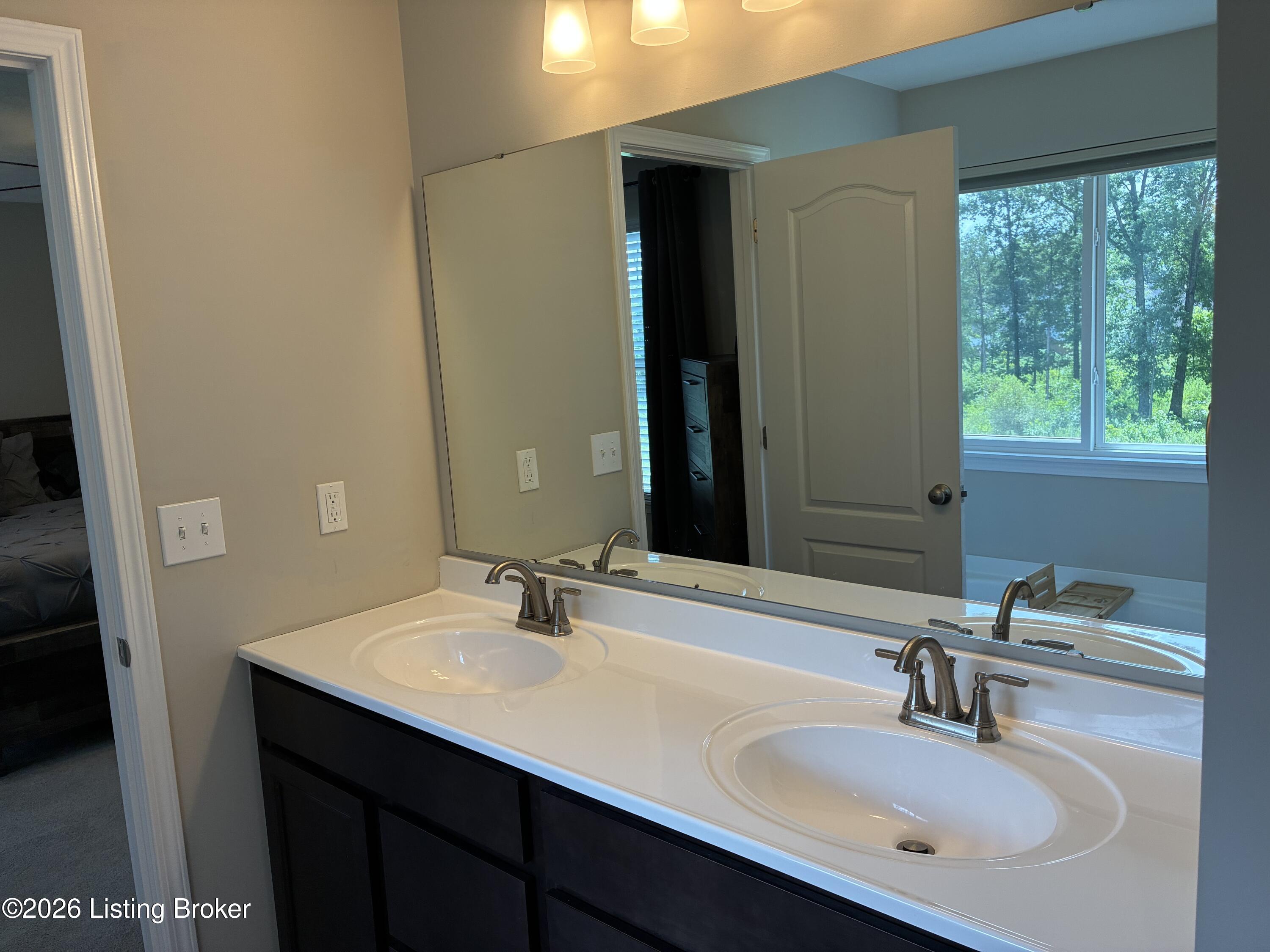276 Rising Sun Ct Property Photo 38